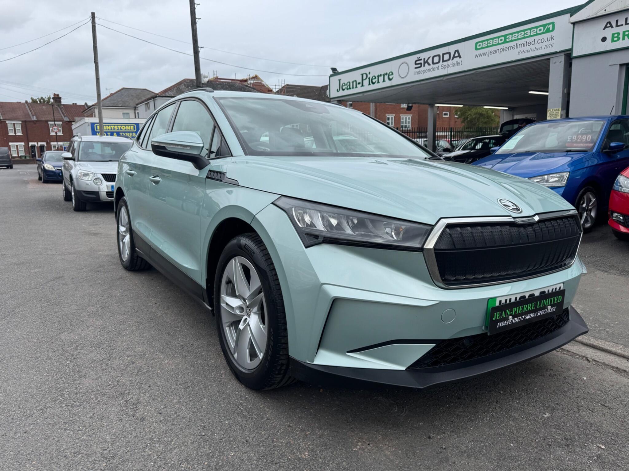 Skoda Enyaq view 3