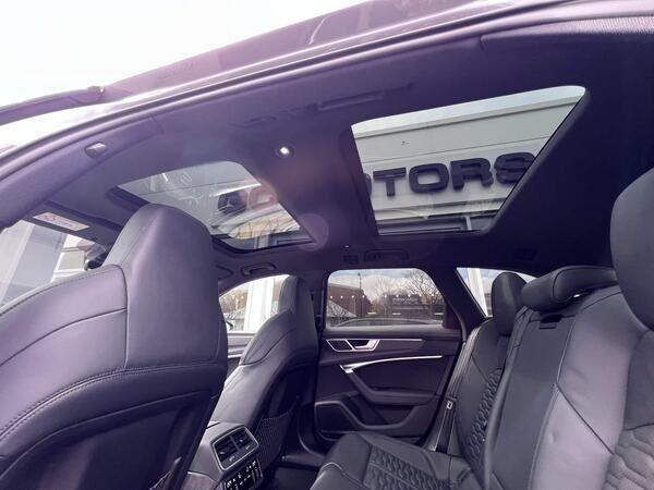 Audi RS6 Avant view 16