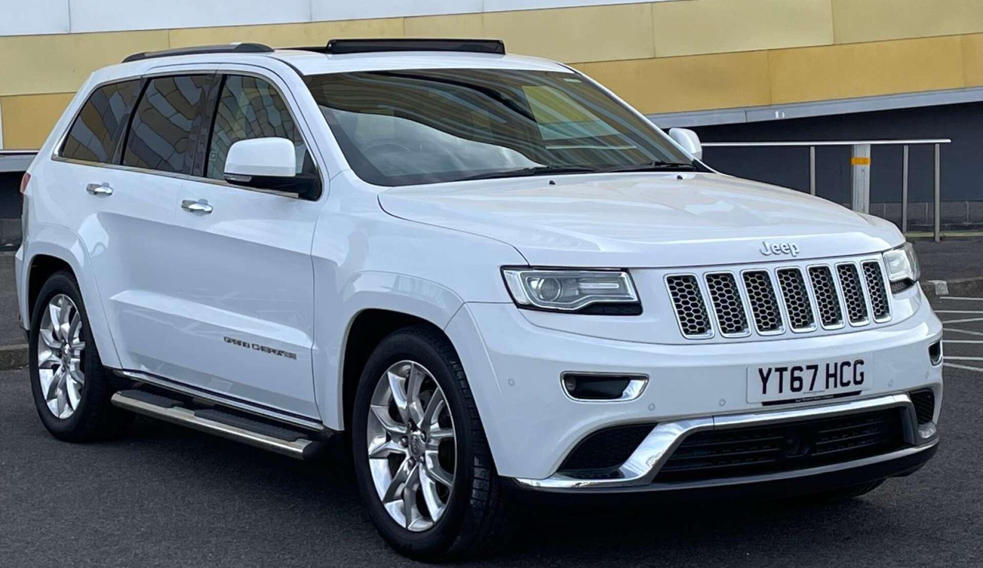 Jeep Grand Cherokee view 43