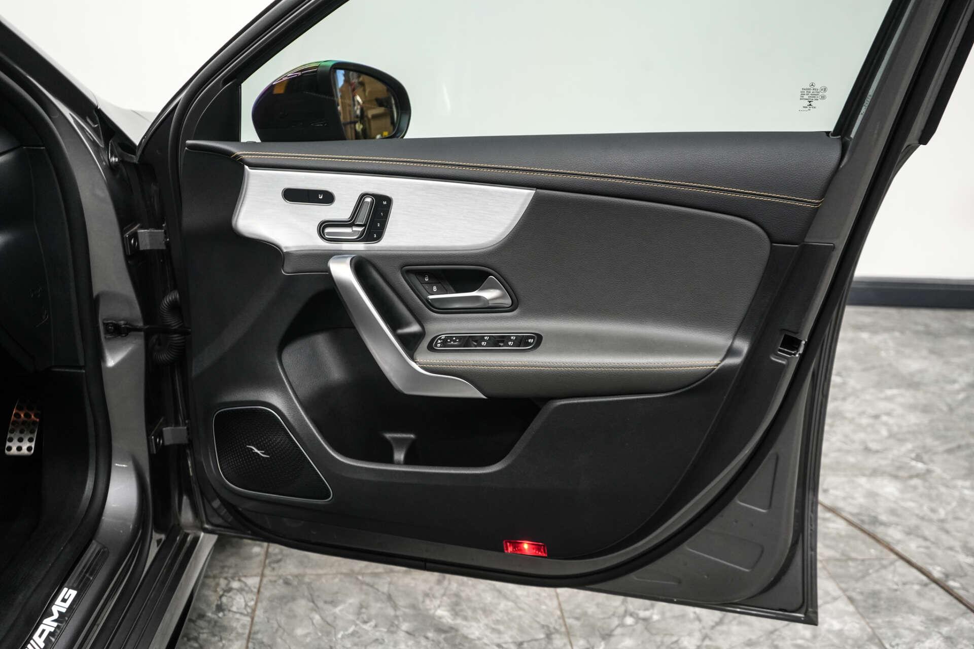 Mercedes-Benz A Class view 24