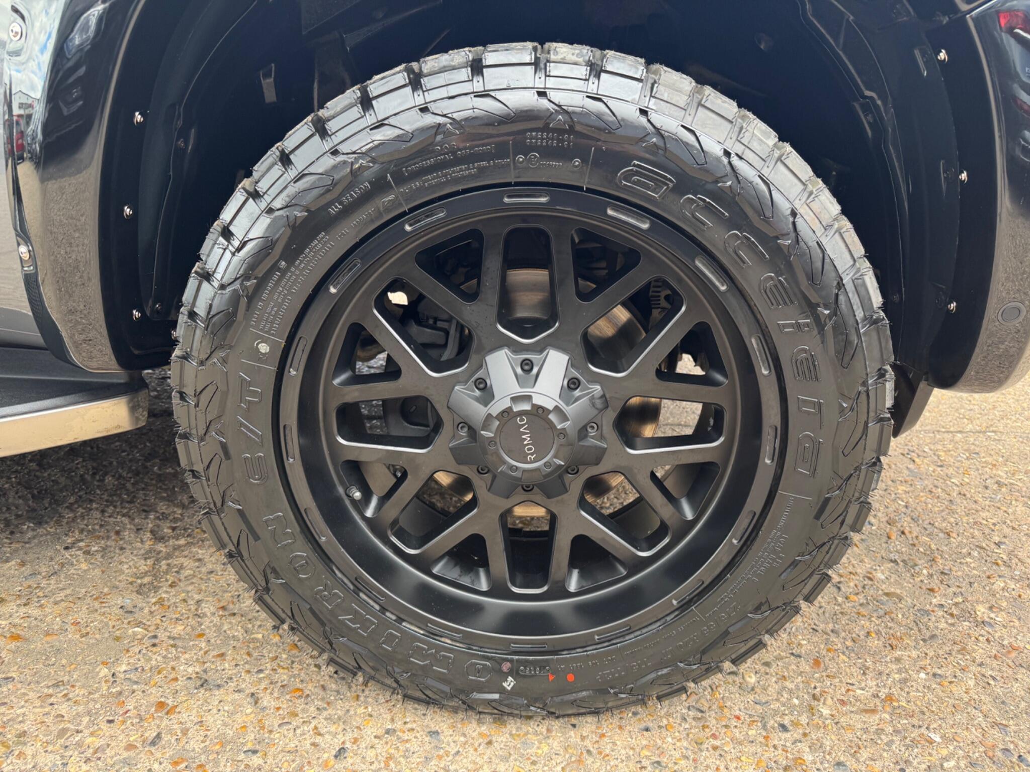 Volkswagen Amarok view 50