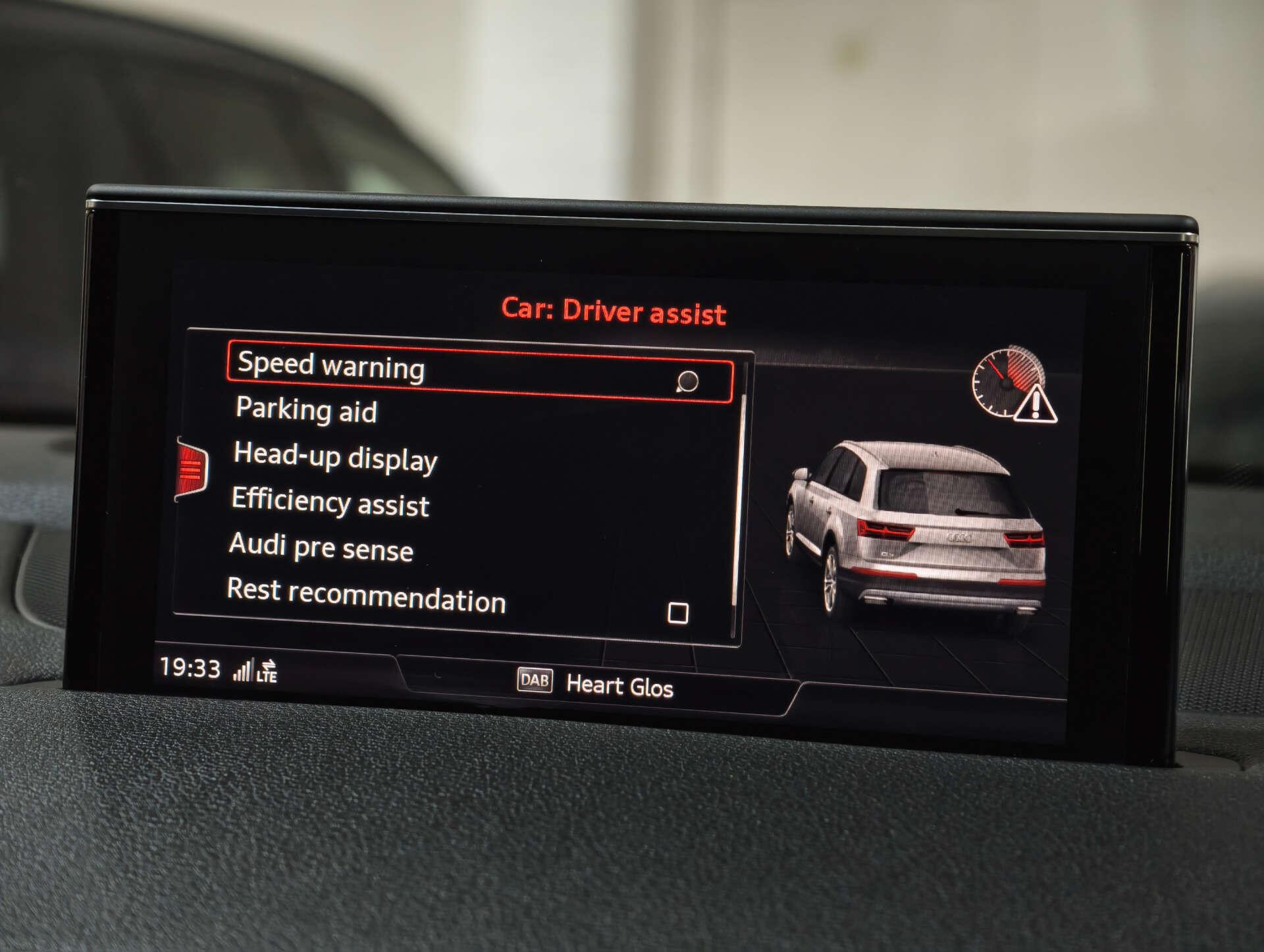 Audi Q7 view 54