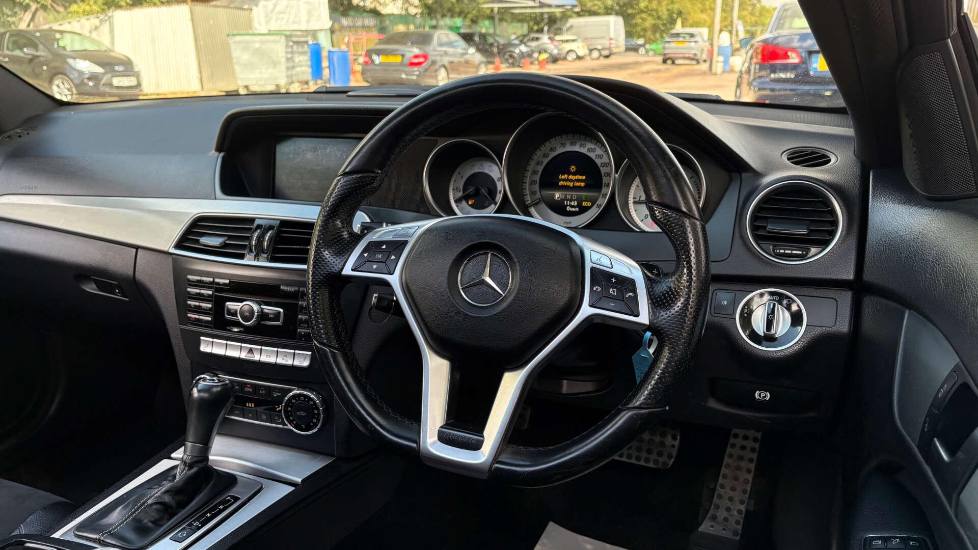 Mercedes-Benz C-Class view 14