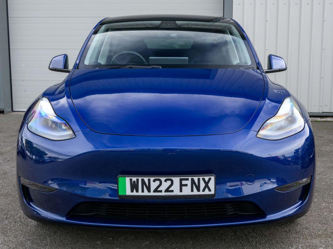 Tesla Model Y view 4
