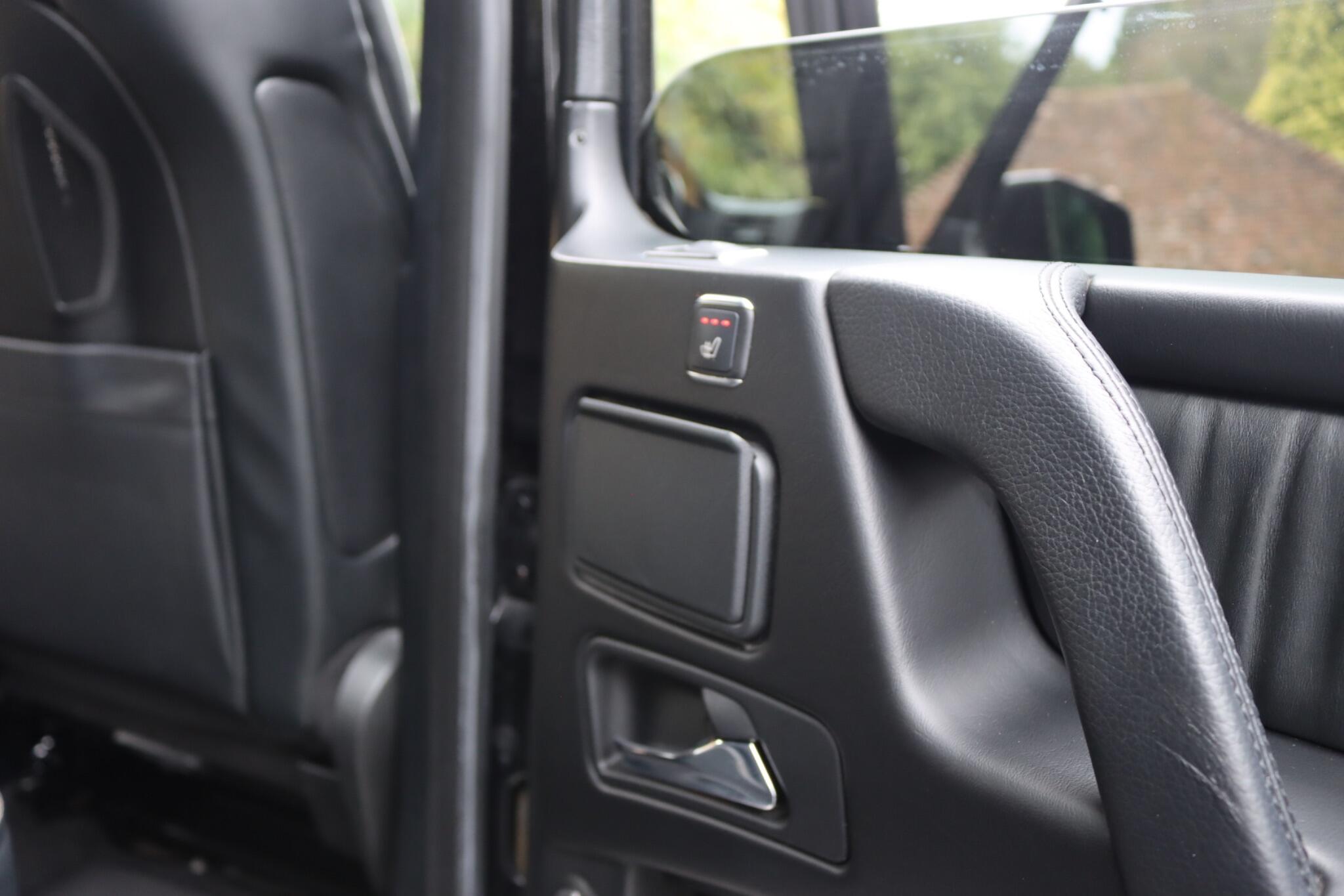 Mercedes-Benz G-Class view 49
