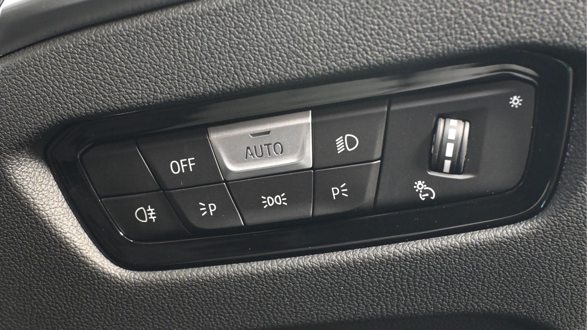 BMW I4 view 24