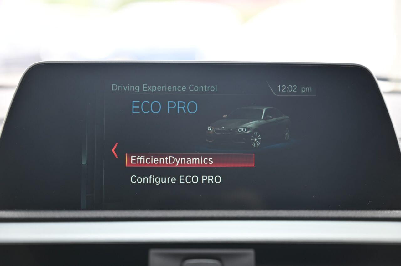BMW 2 Series view 26