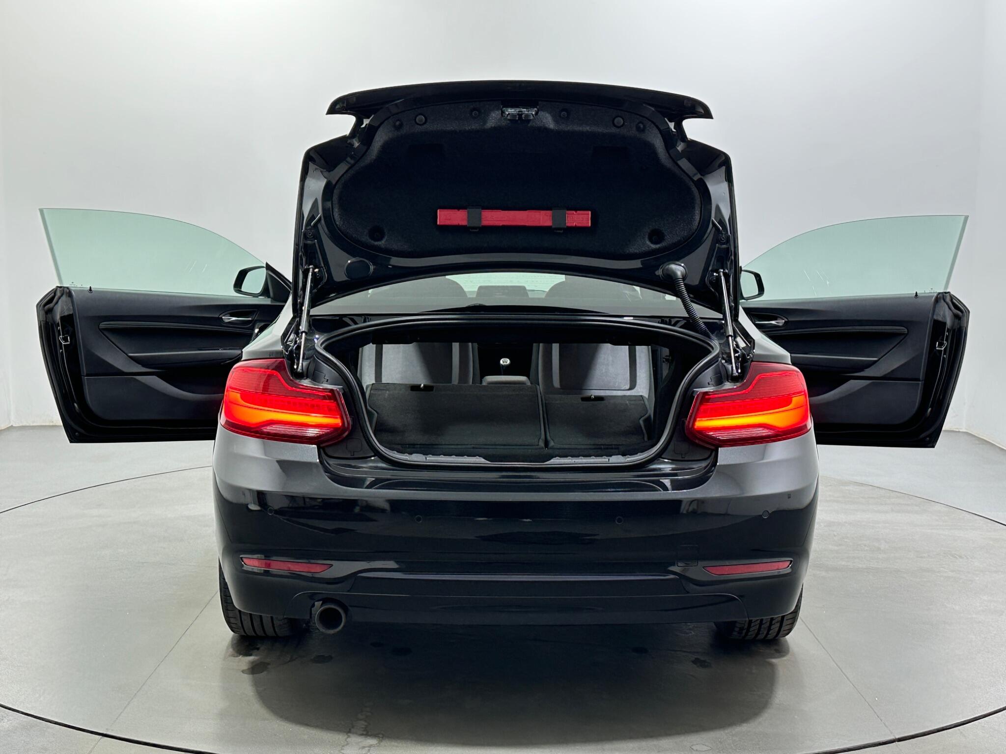 BMW 2 Series view 39
