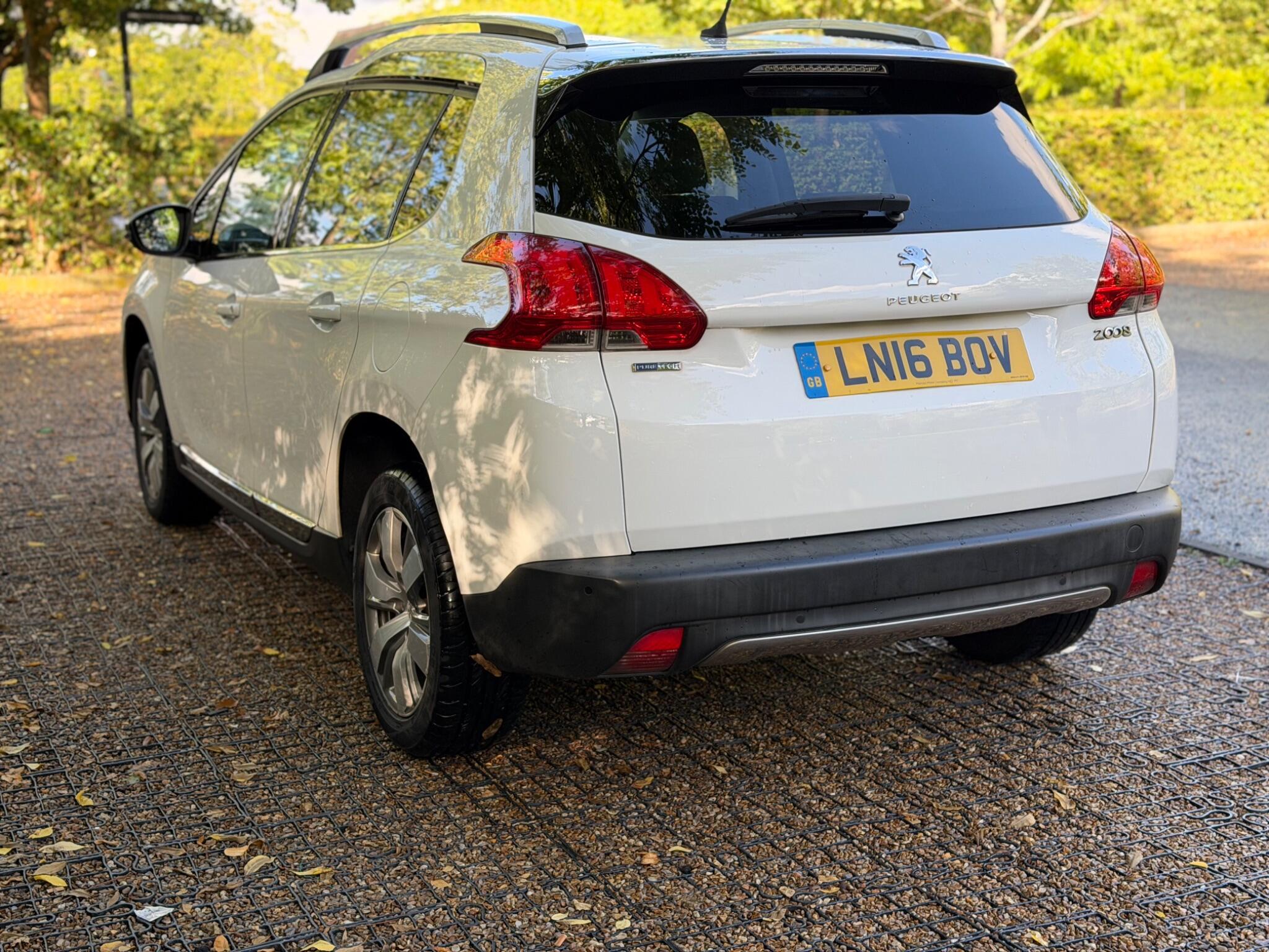 Peugeot 2008 view 24