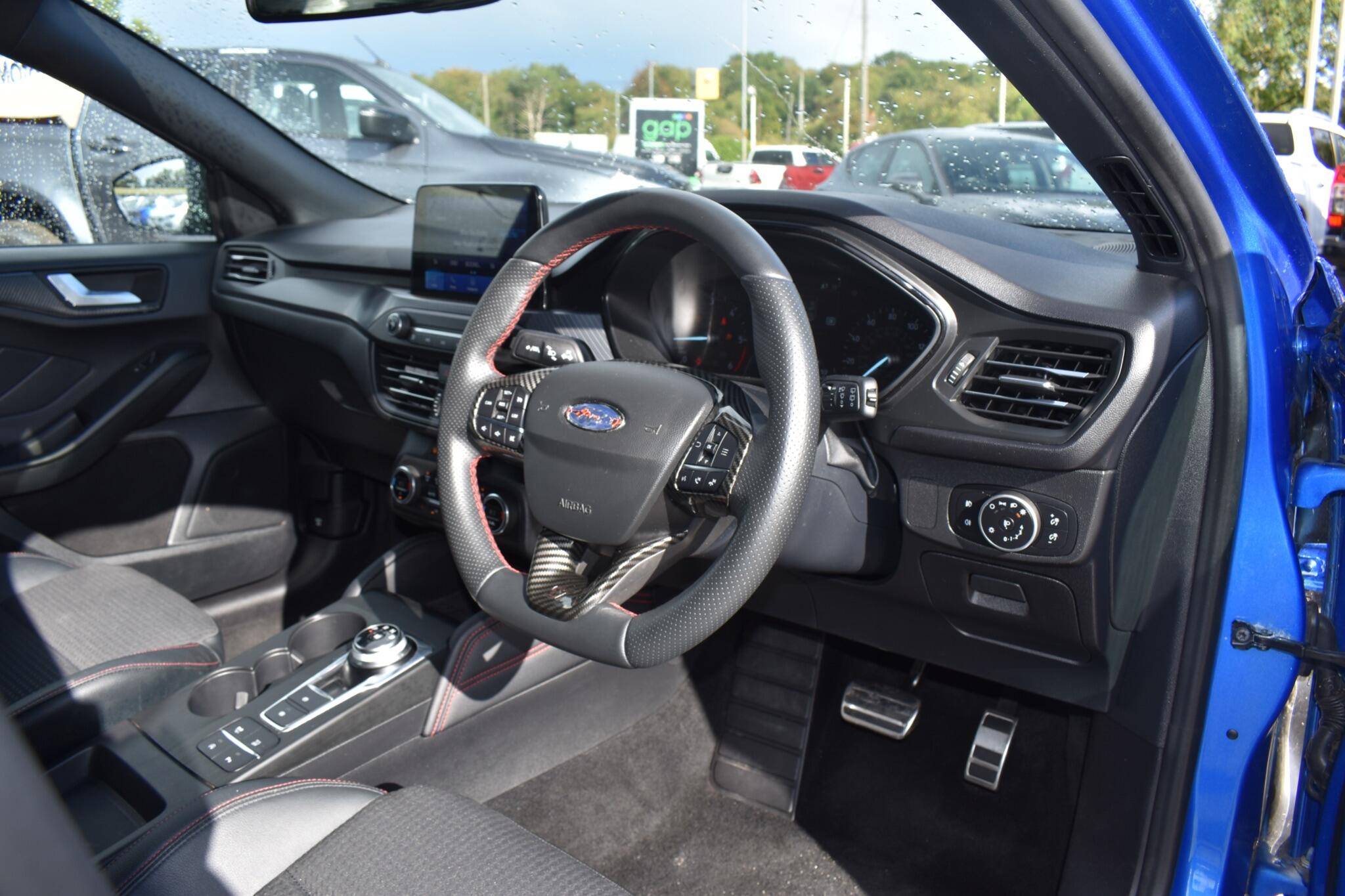 Focus - 1.5 EcoBlue ST-Line X Auto Euro 6 (s/s) 5dr - Image 9