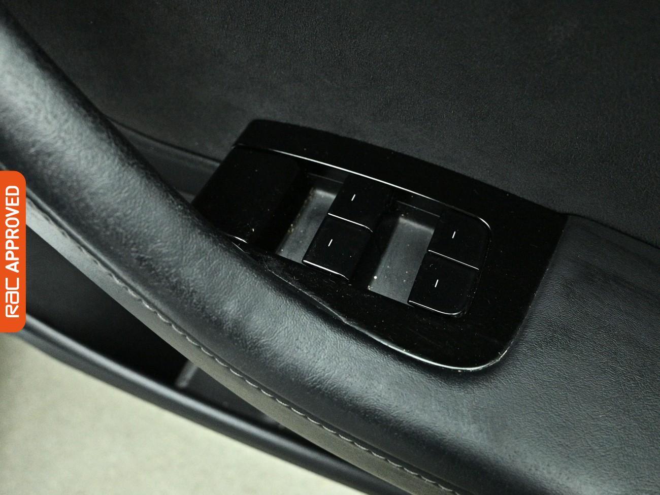 Tesla Model 3 view 26