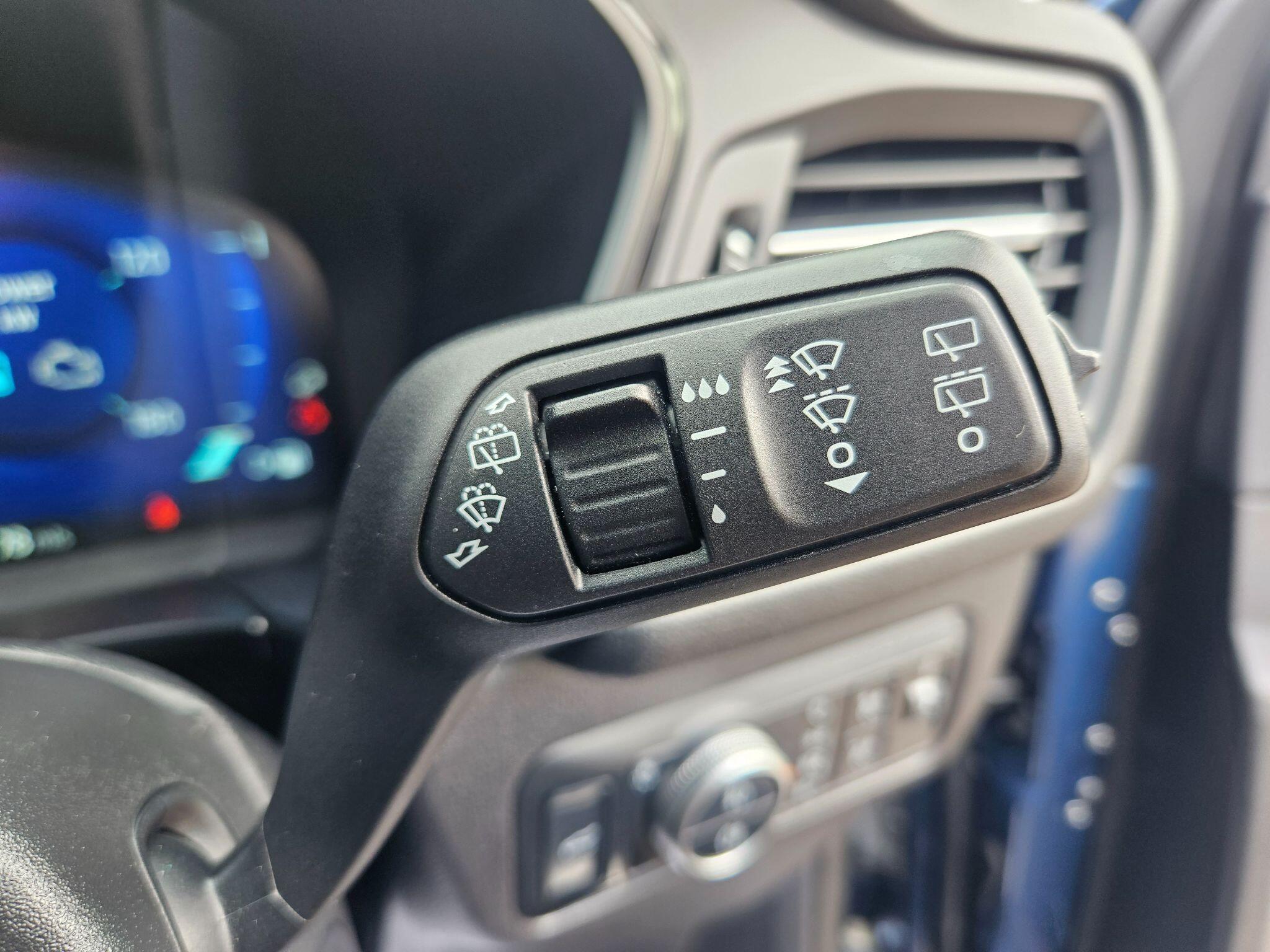 2022 Ford Kuga image 34