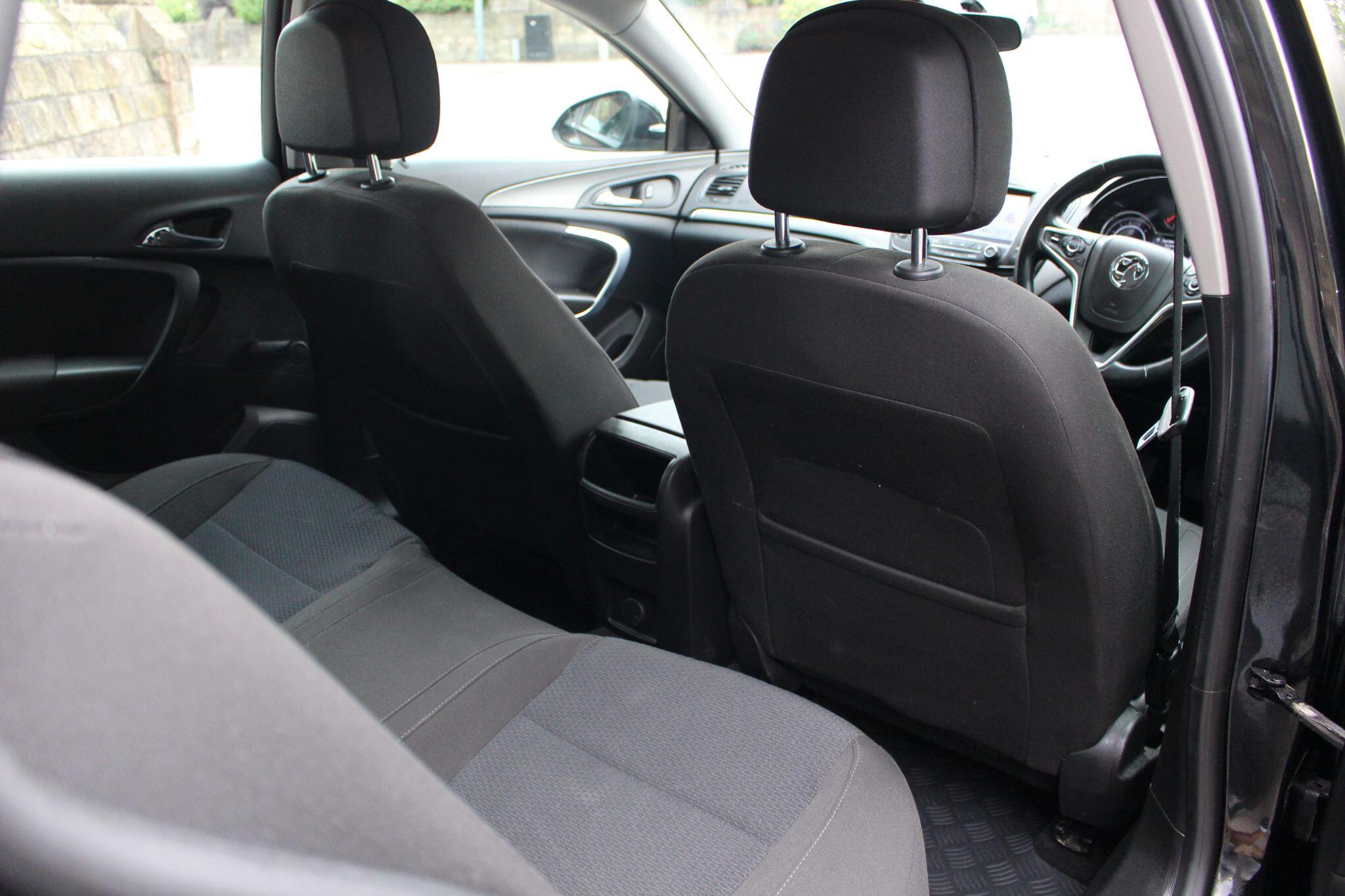 Vauxhall Insignia view 27