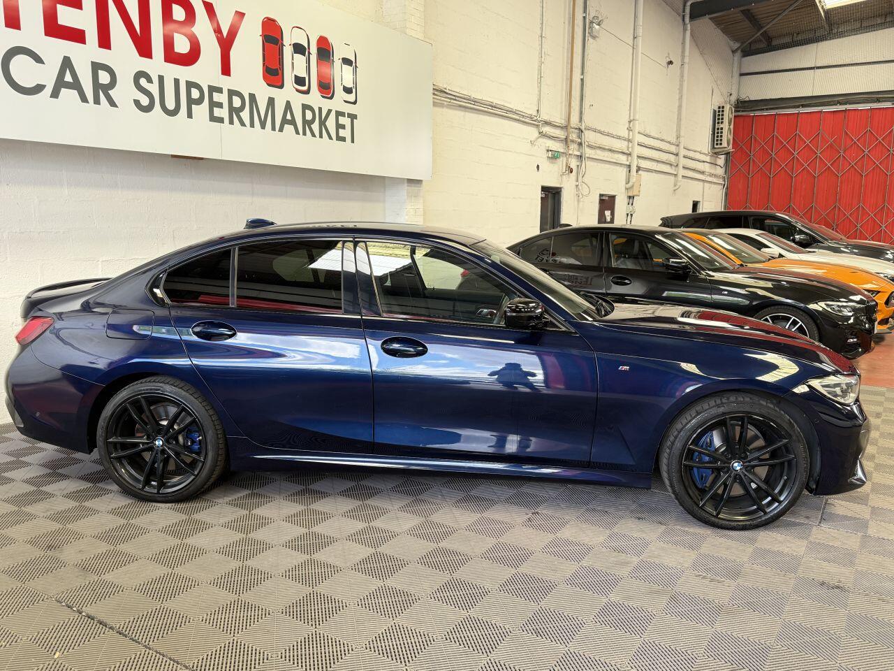 BMW 3 Series view 11