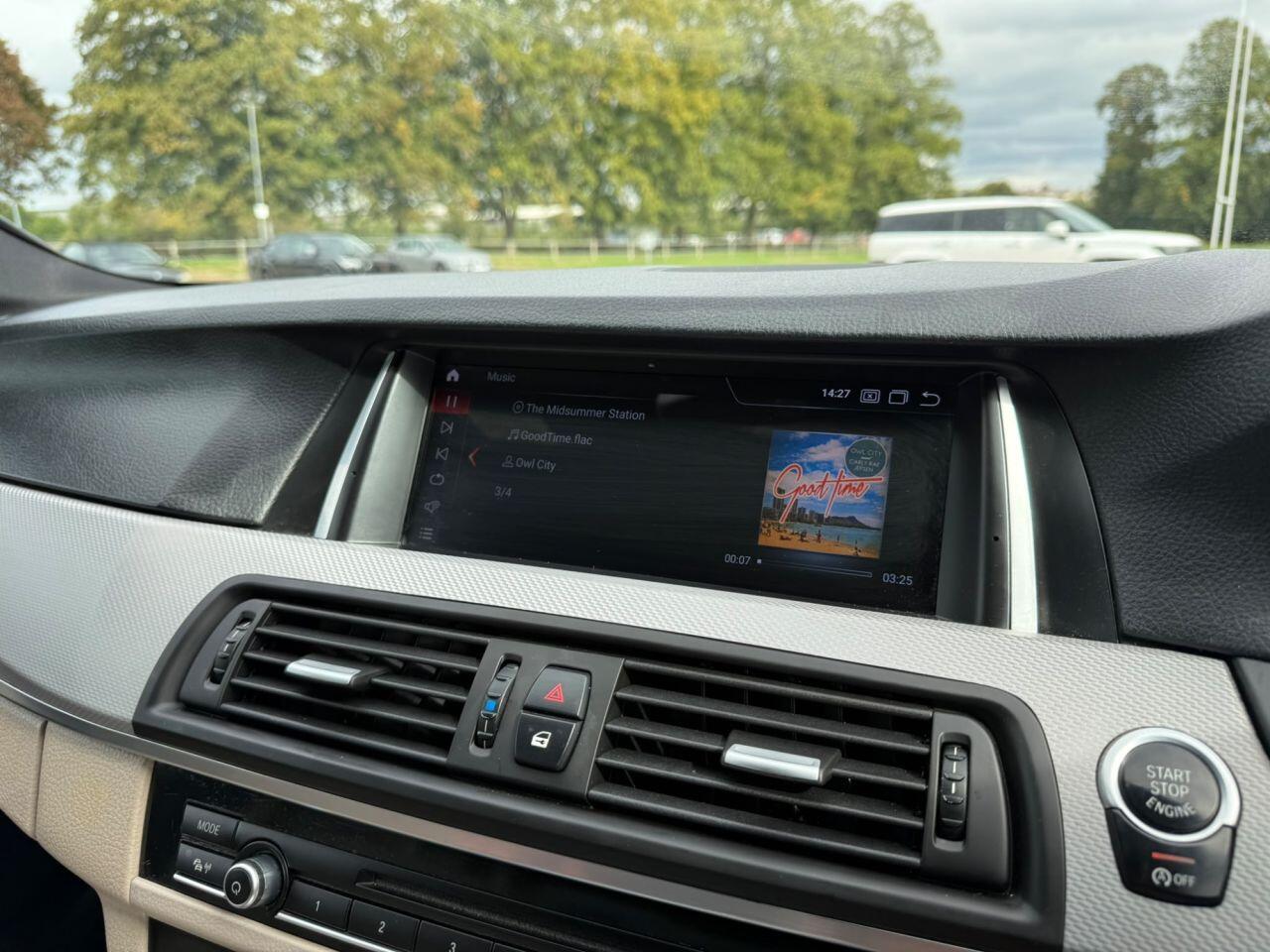BMW 5 Series view 37