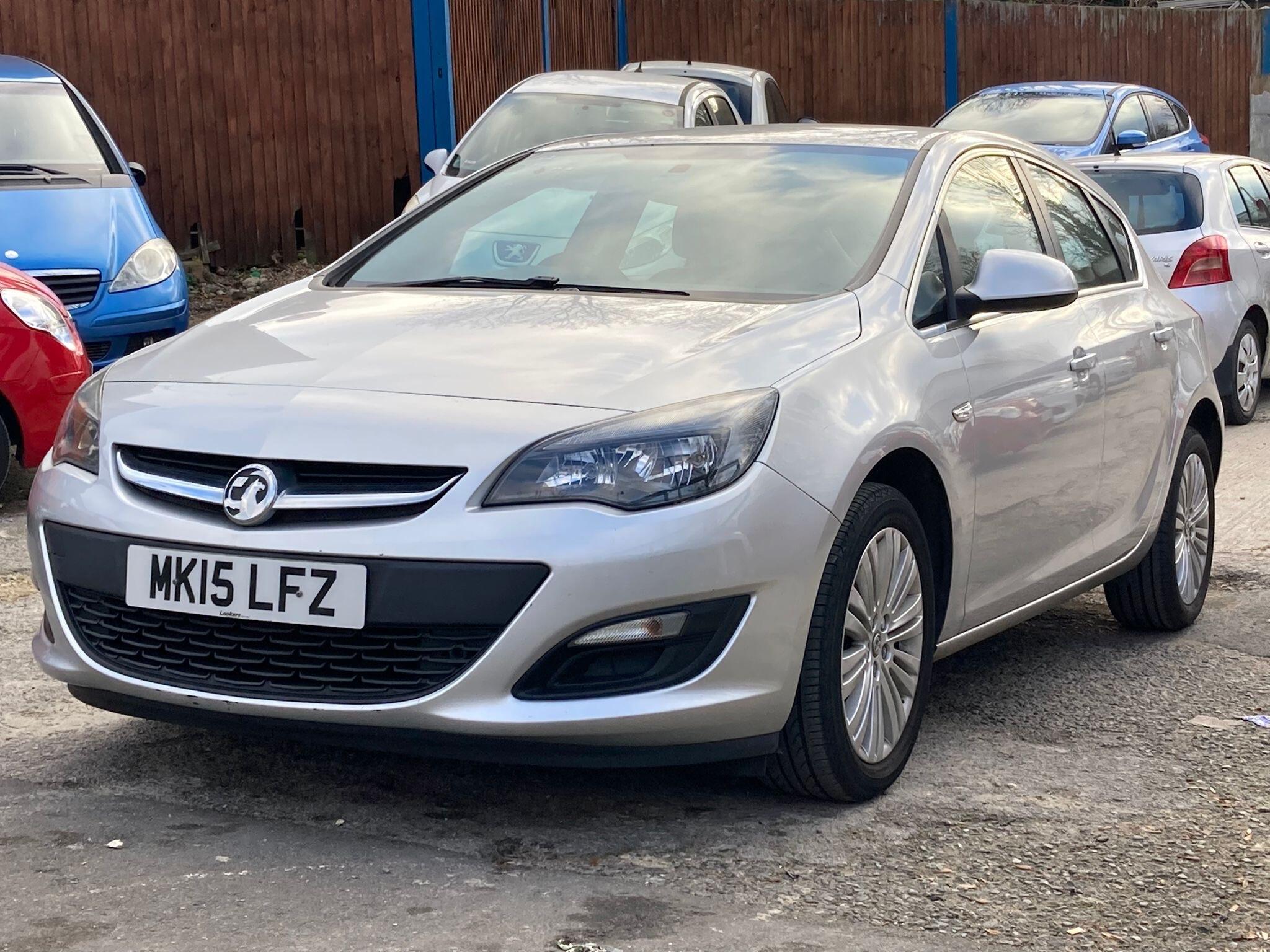 Vauxhall Astra view 2