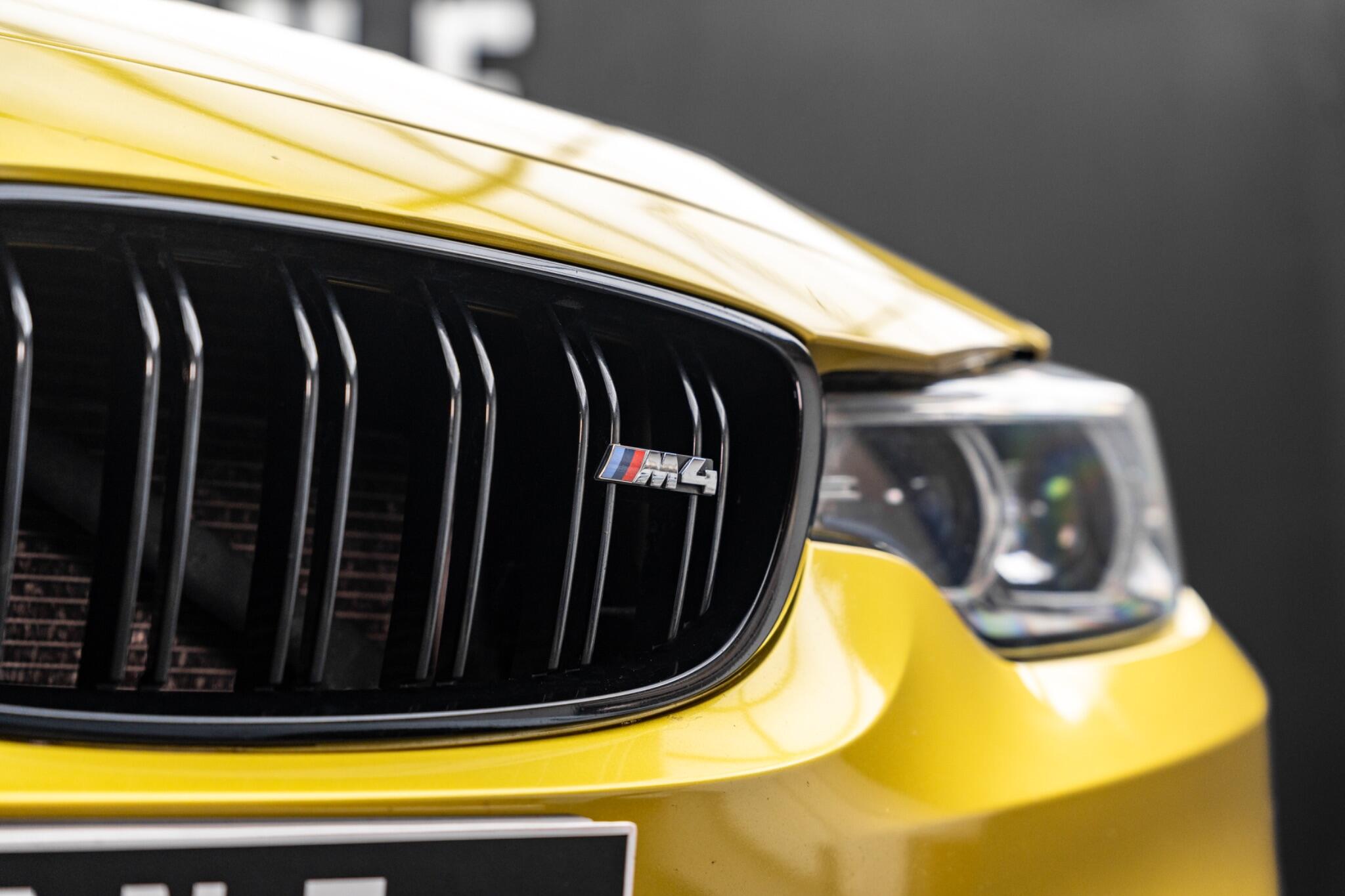 BMW M4 view 44