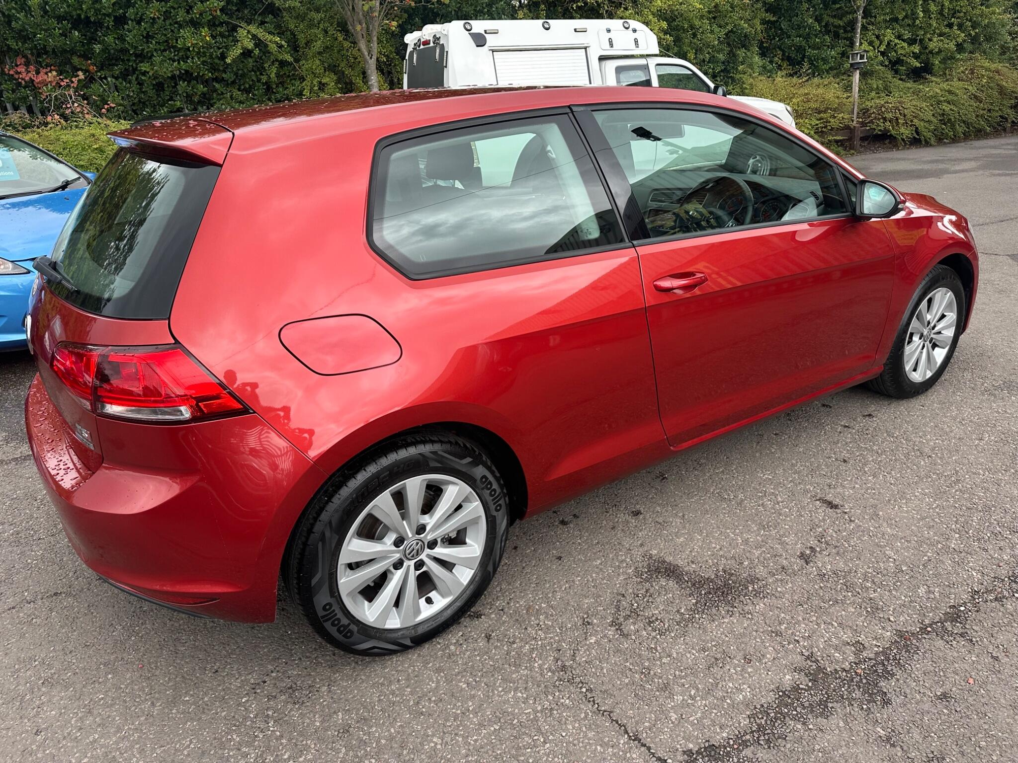 Volkswagen Golf view 50