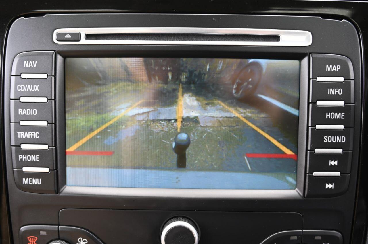 Ford Galaxy view 28