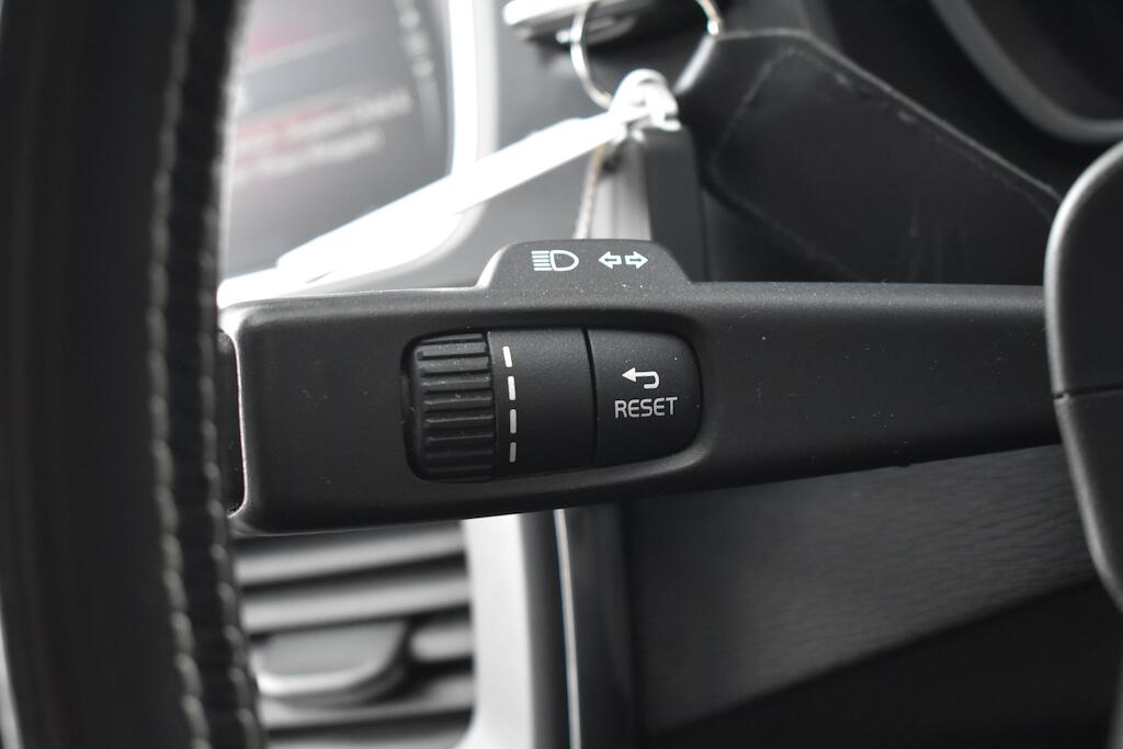 Volvo V40 view 54