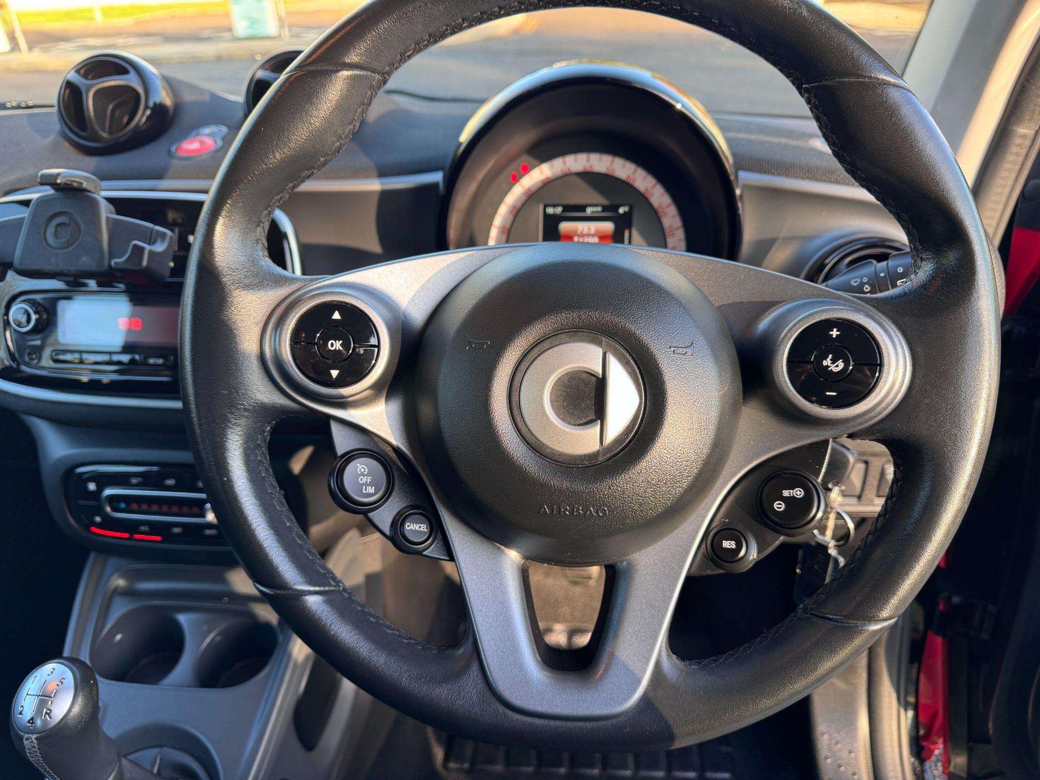 2017 Smart fortwo 1.0 Passion Euro 6 (s/s) 2dr • 71,000 miles image 15