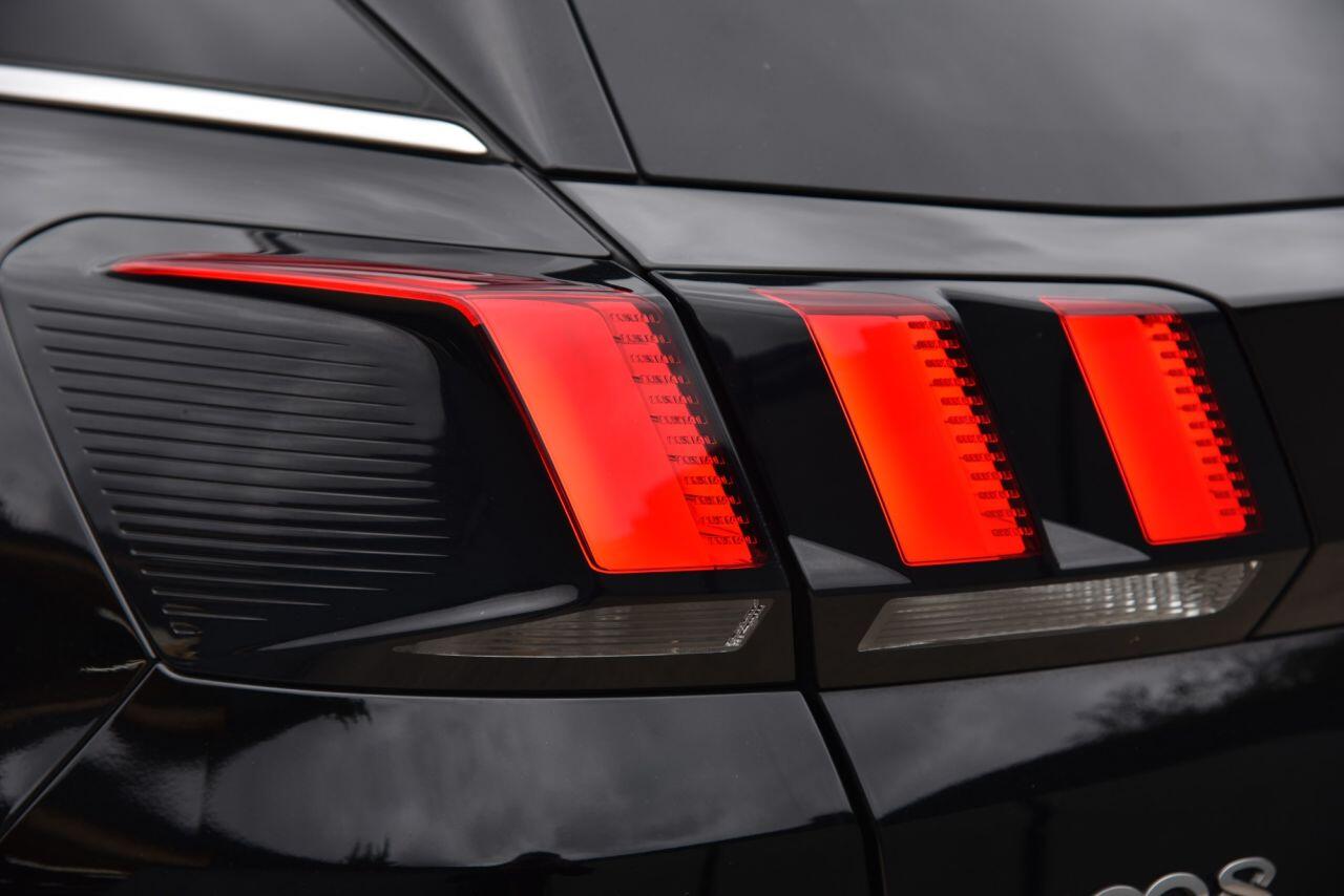 Peugeot 3008 view 17