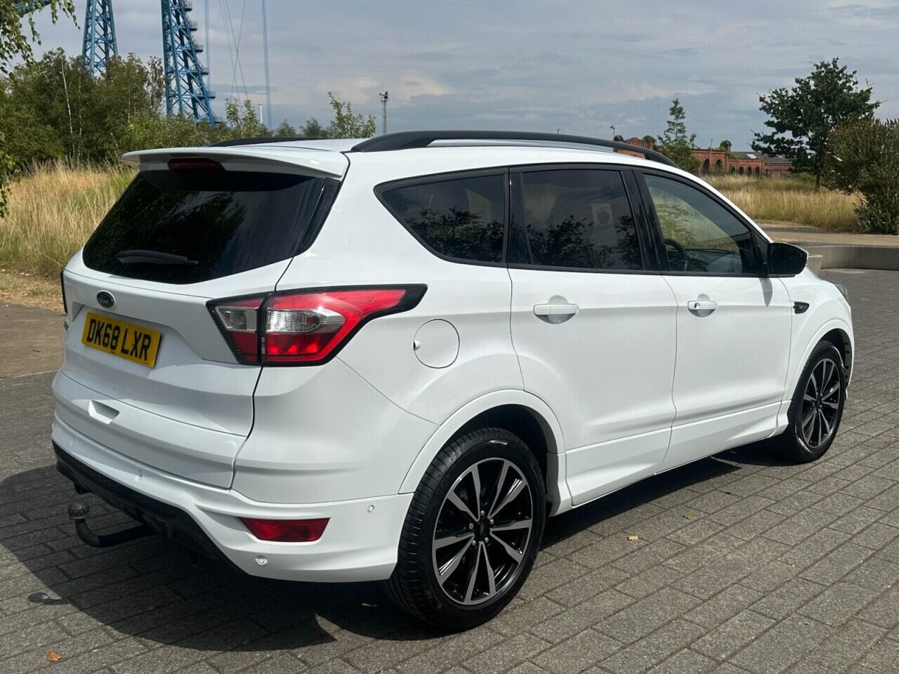 Ford Kuga view 9