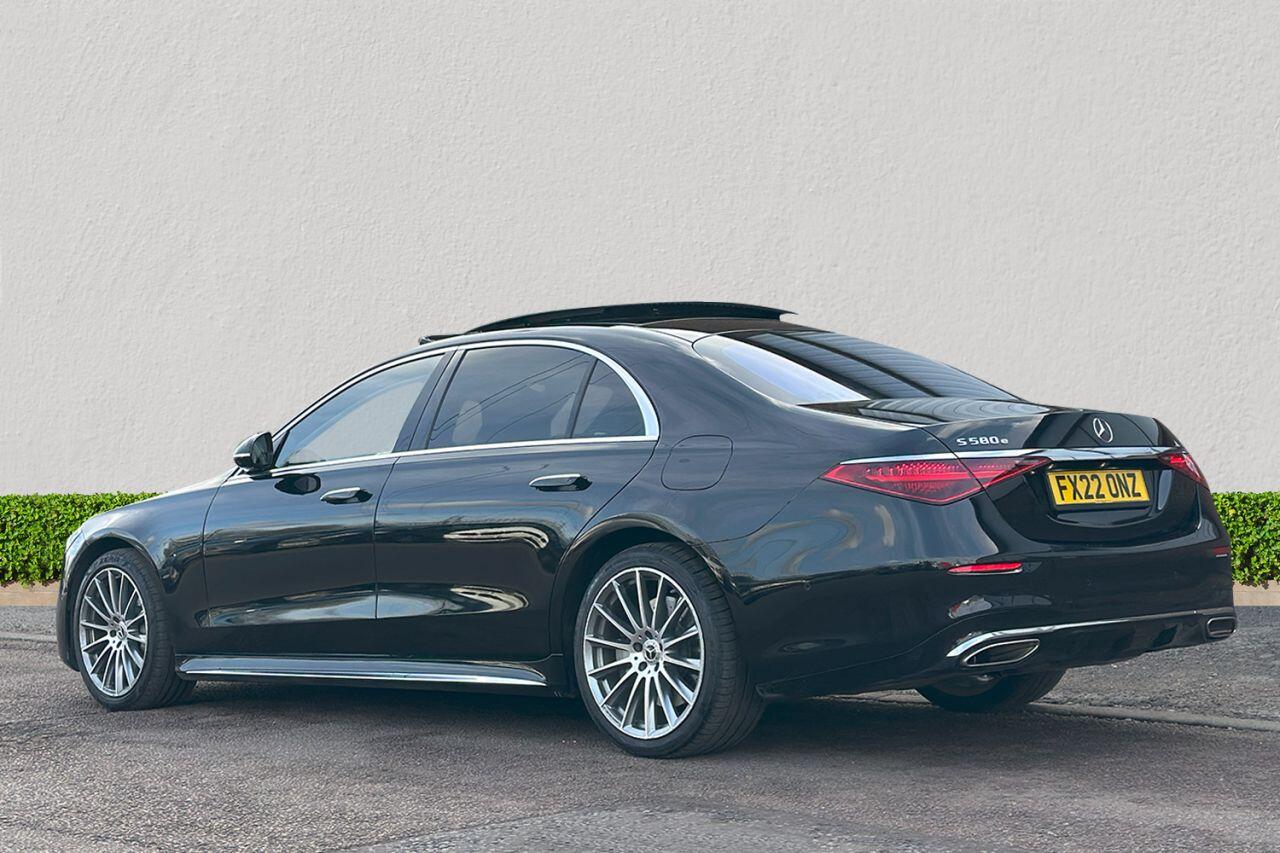 Mercedes-Benz S-Class view 5
