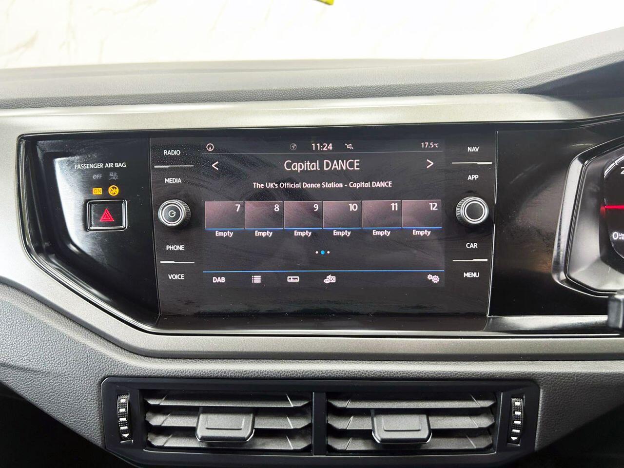 Volkswagen Polo view 16