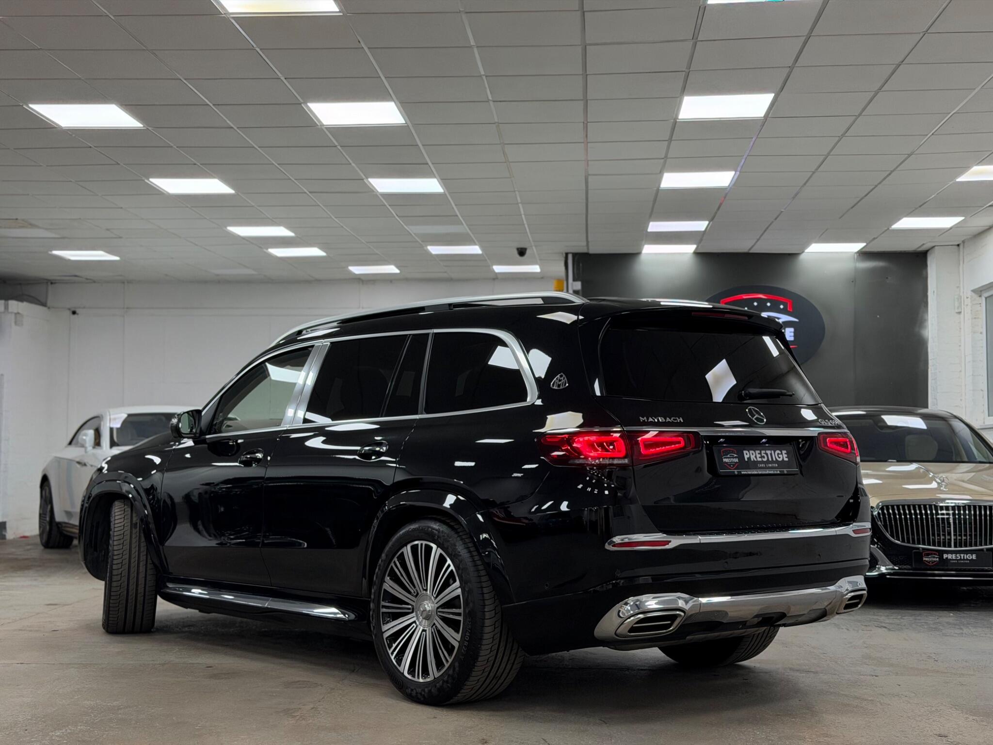 Mercedes-Benz GLS view 44