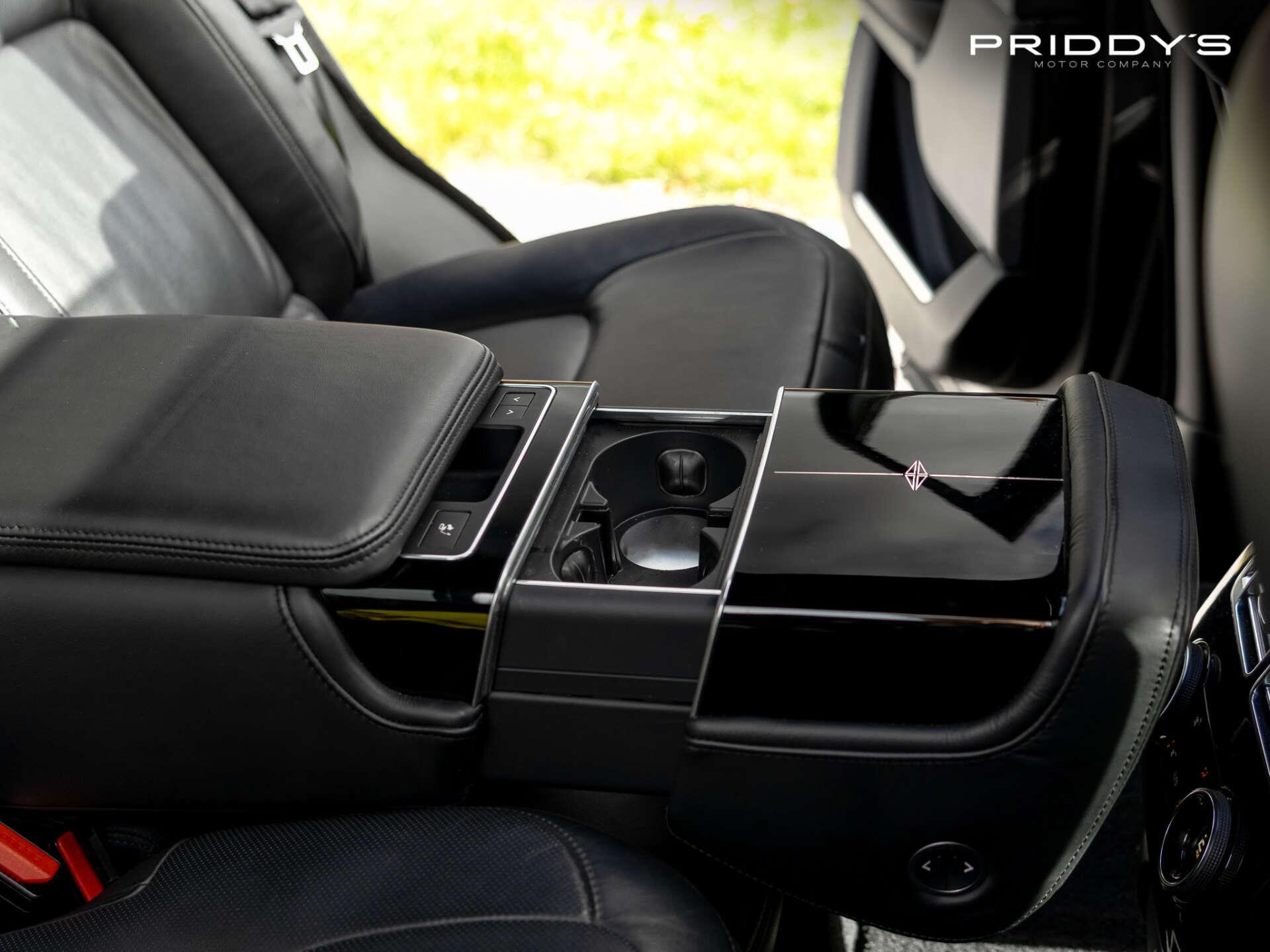 Land Rover Range Rover view 43