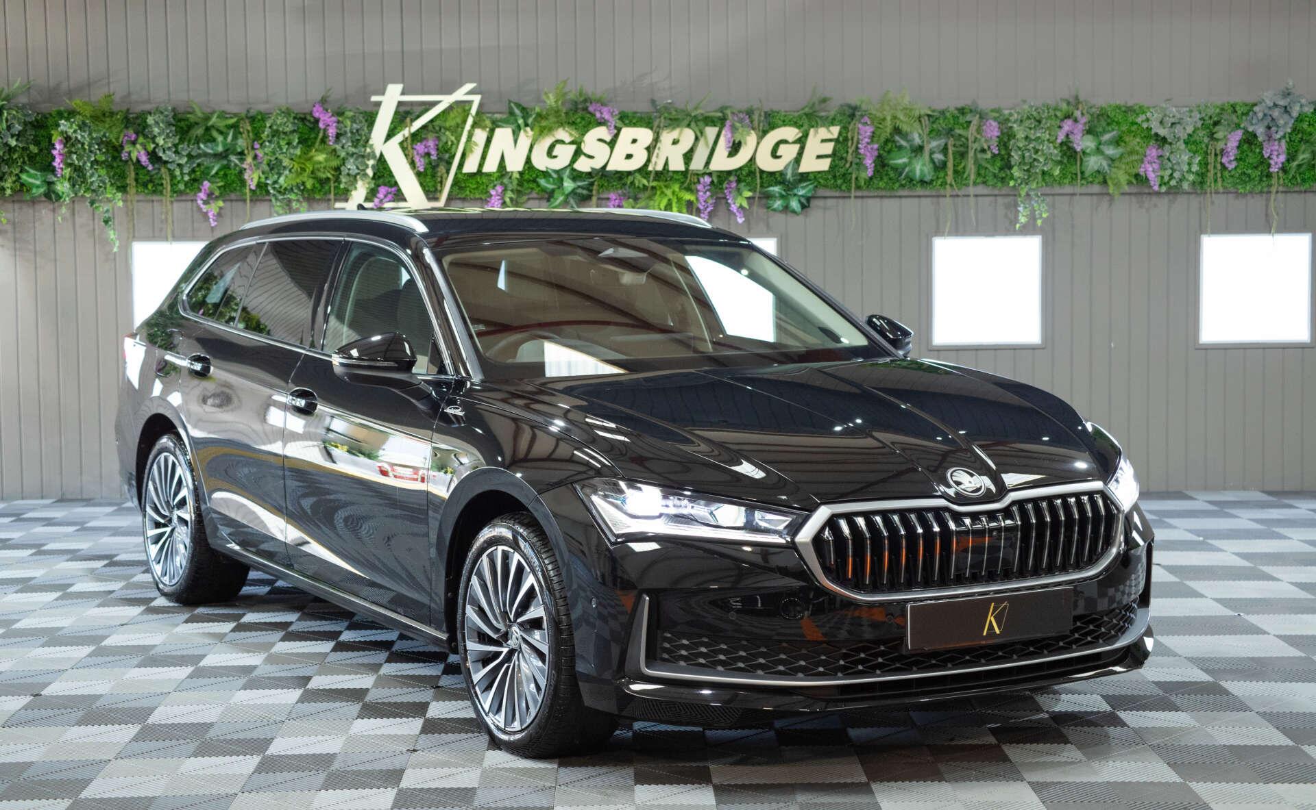 Skoda Superb view 7