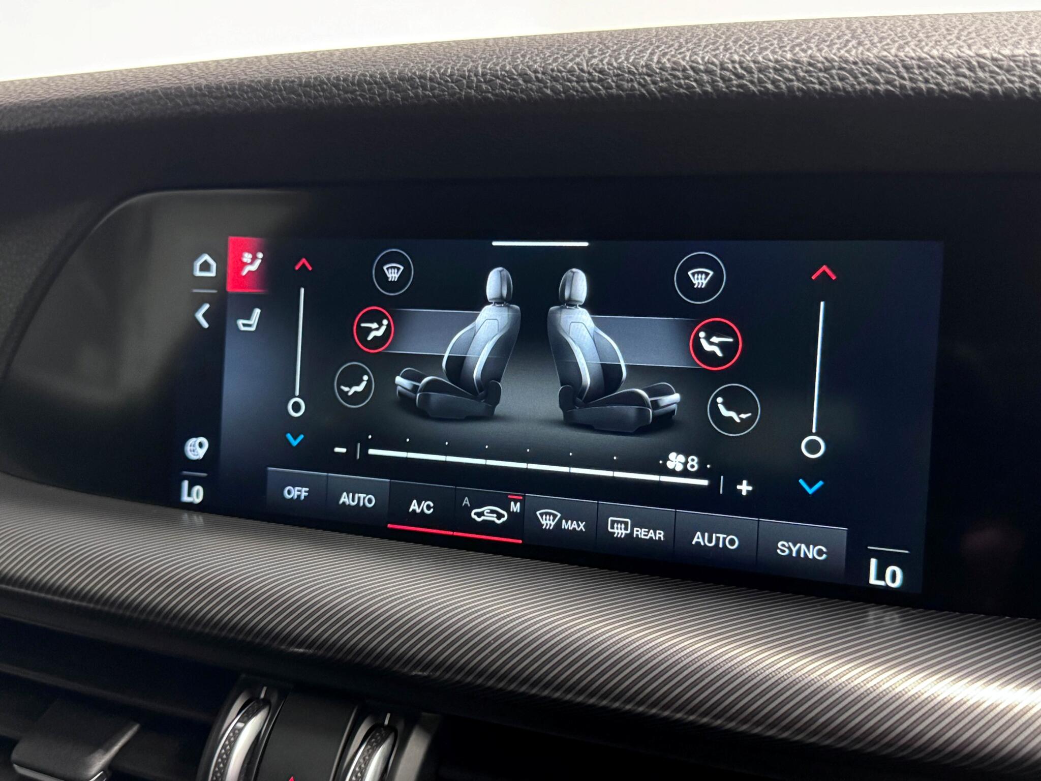 Alfa Romeo Stelvio view 47