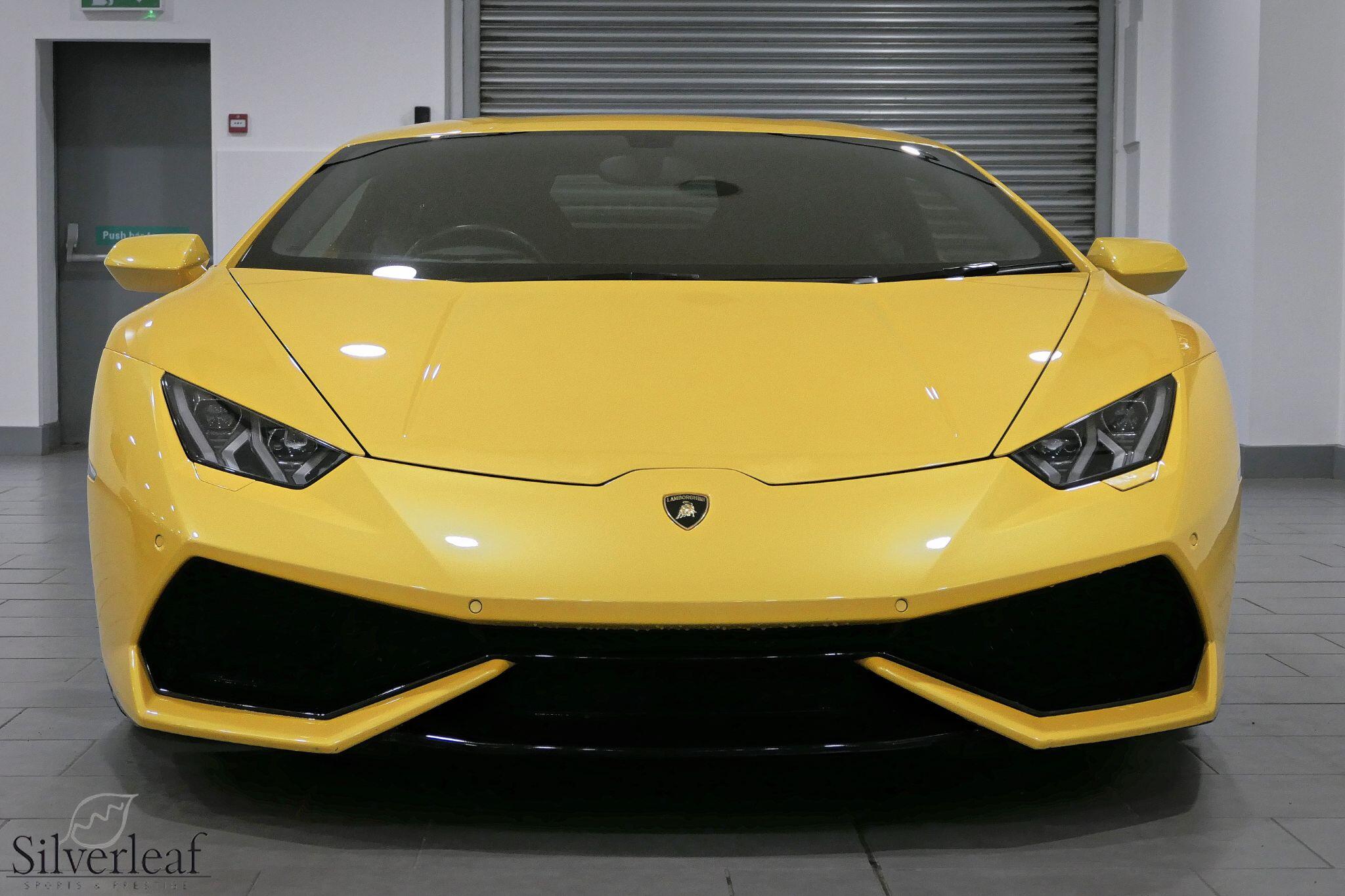 Lamborghini LP 610-4 view 22