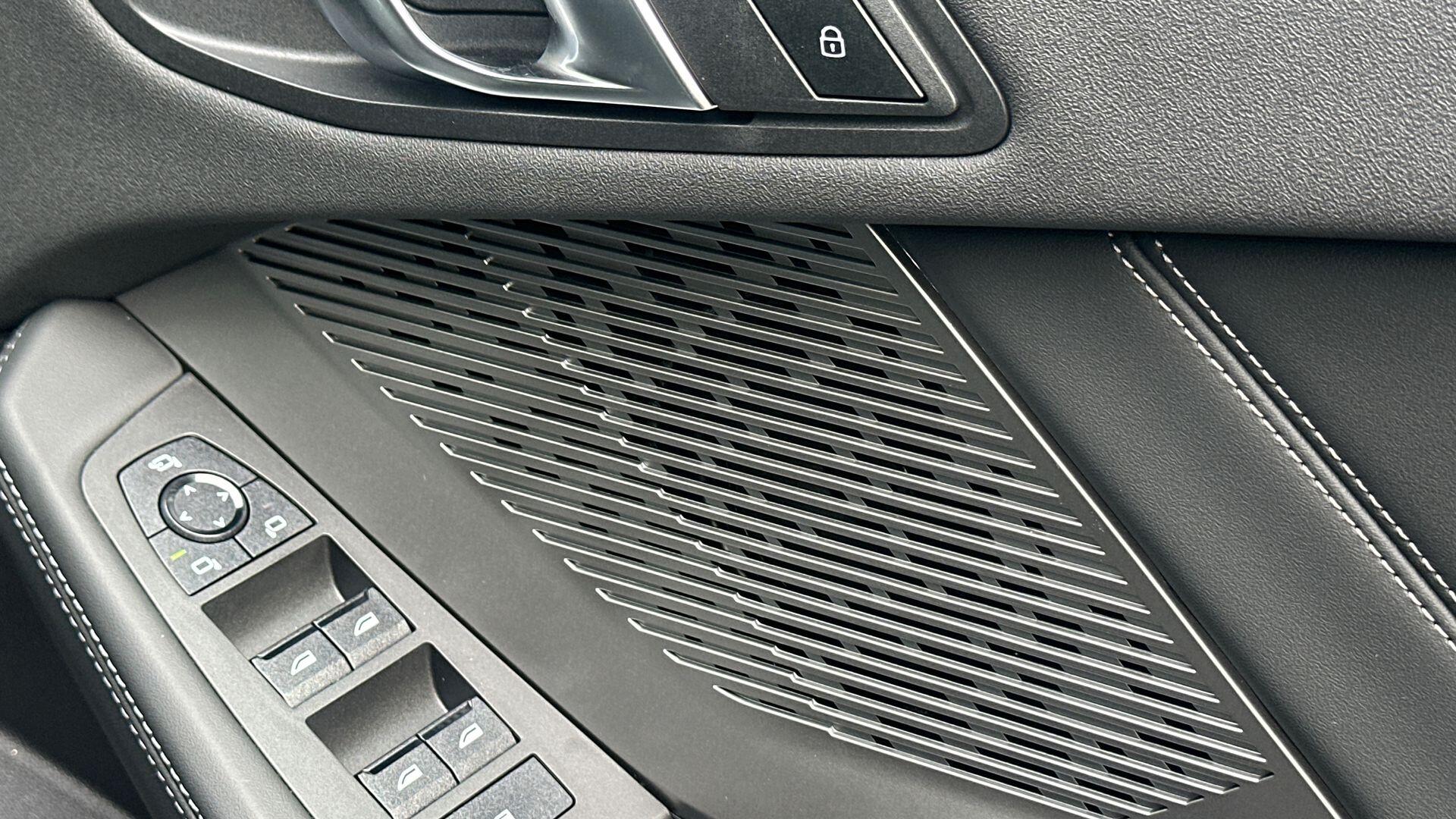 BMW 2 Series view 20