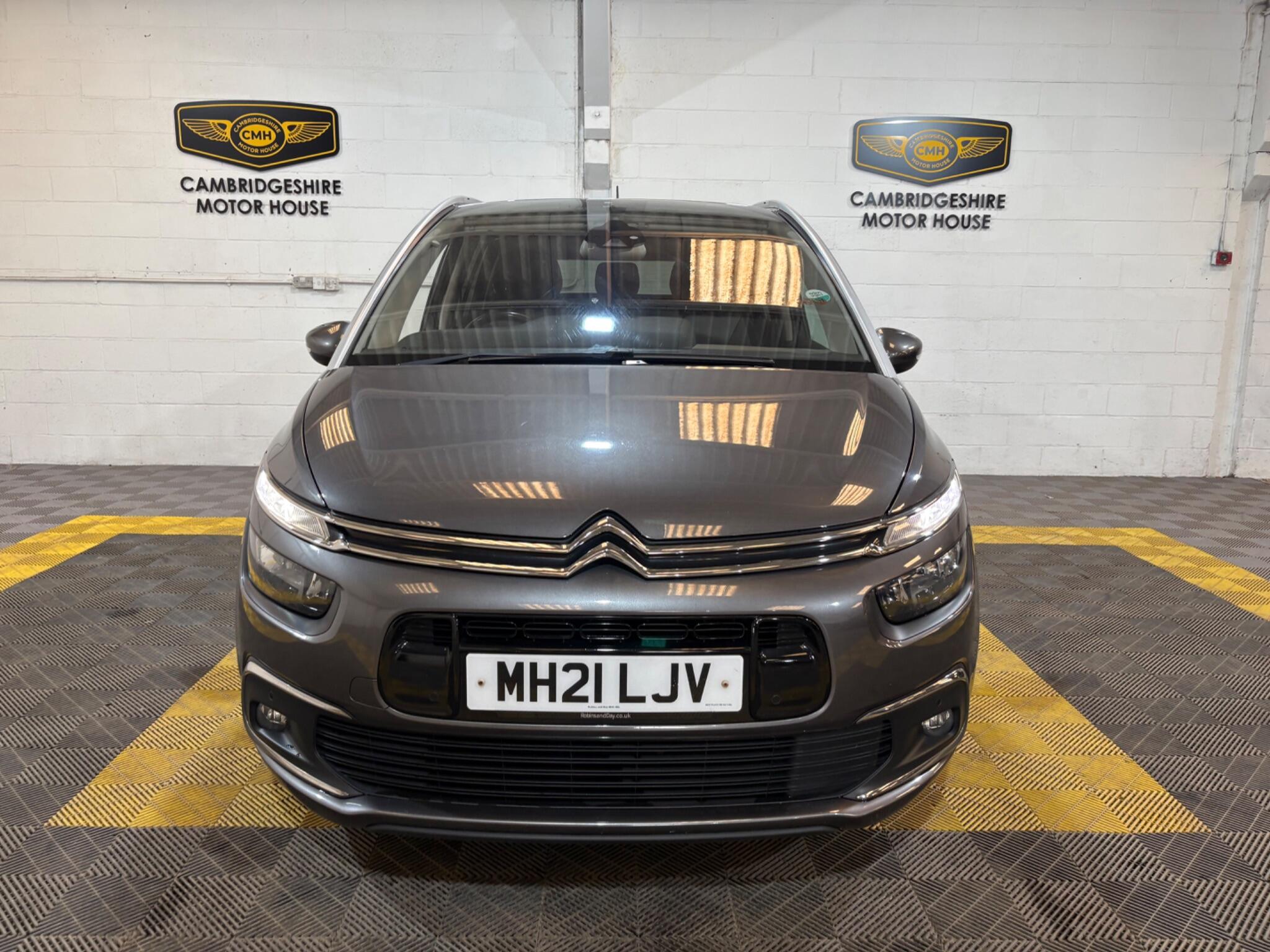 Citroen Grand C4 Spacetourer view 6