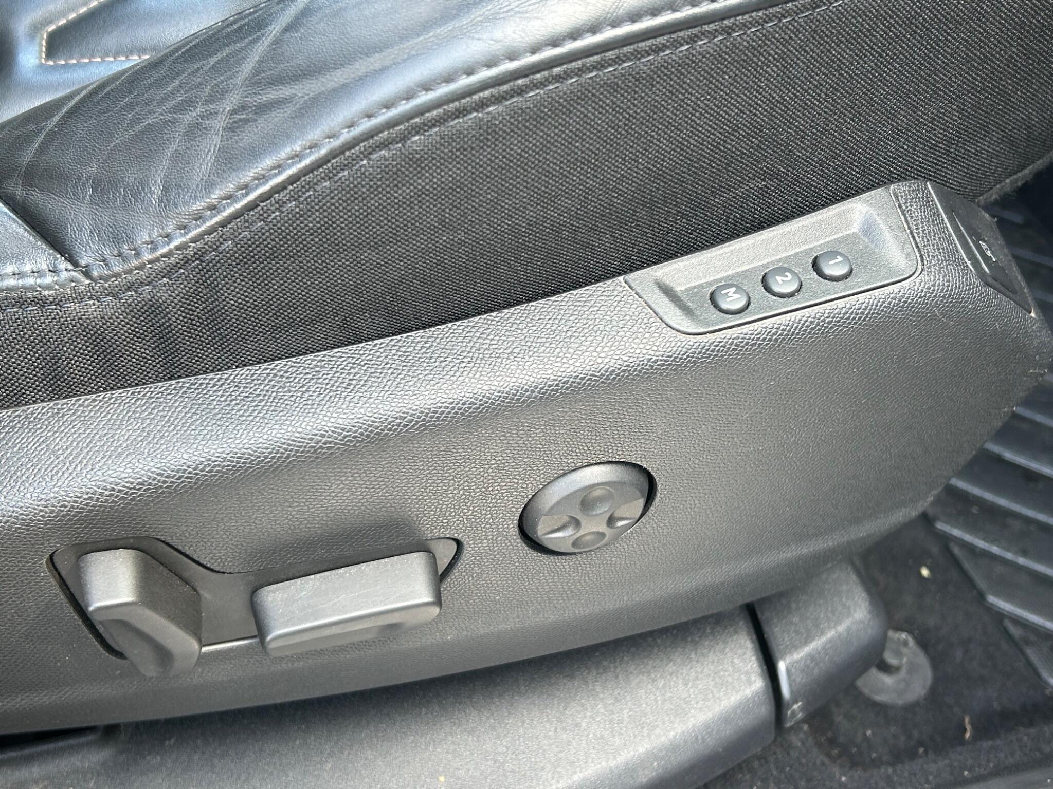 Peugeot 3008 view 23