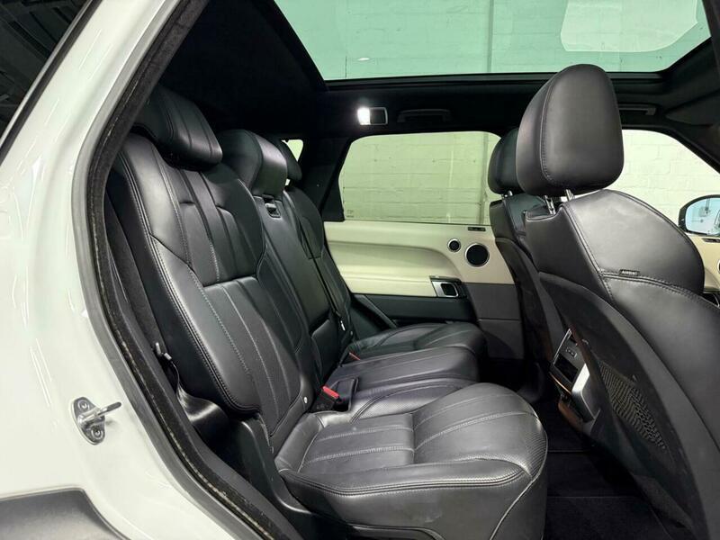 2017 Land Rover Range Rover Sport 3.0 SD V6 HSE Dynamic Auto 4WD Euro 6 (s/s) 5dr • 97,500 miles image 23
