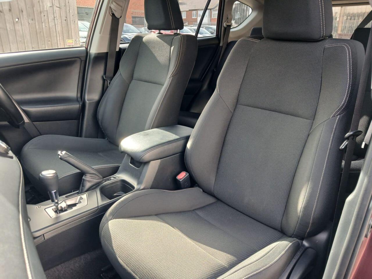 Toyota Rav4 view 25