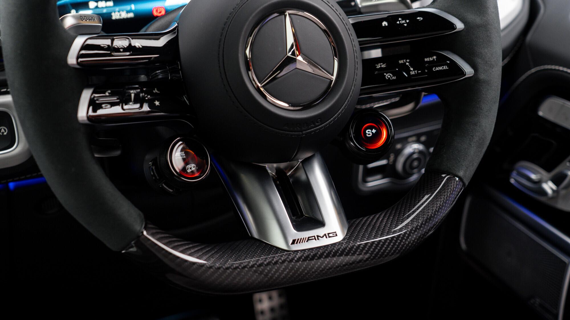 Mercedes-Benz G Class view 32
