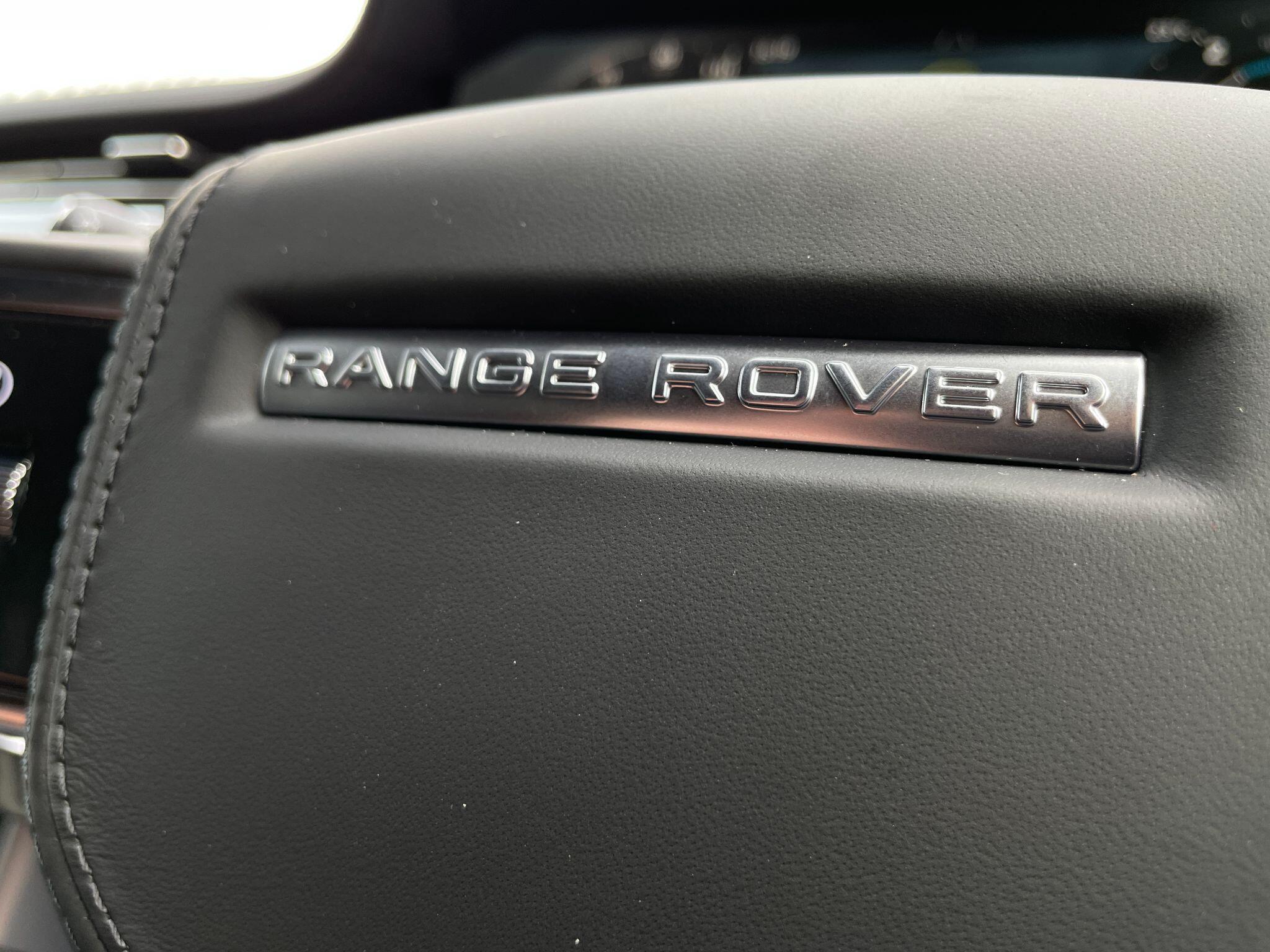 Land Rover Range Rover view 17