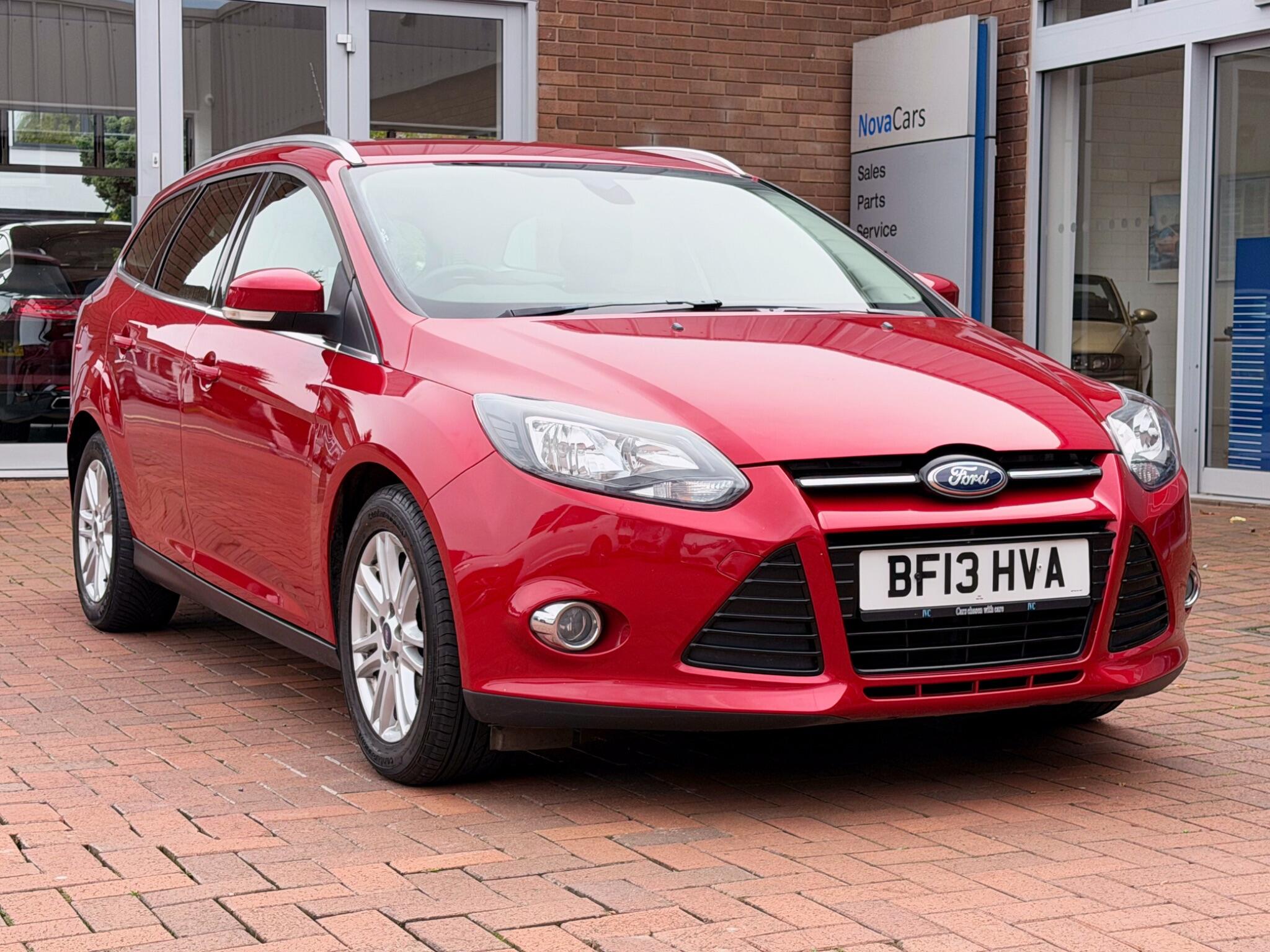 Ford Focus view 9