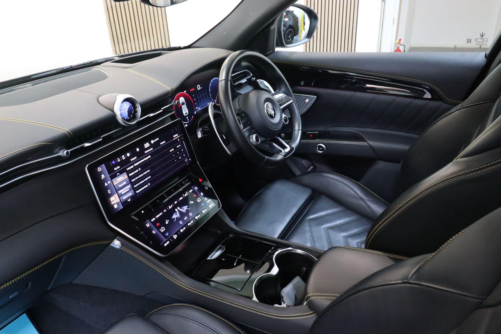 Maserati Grecale view 11