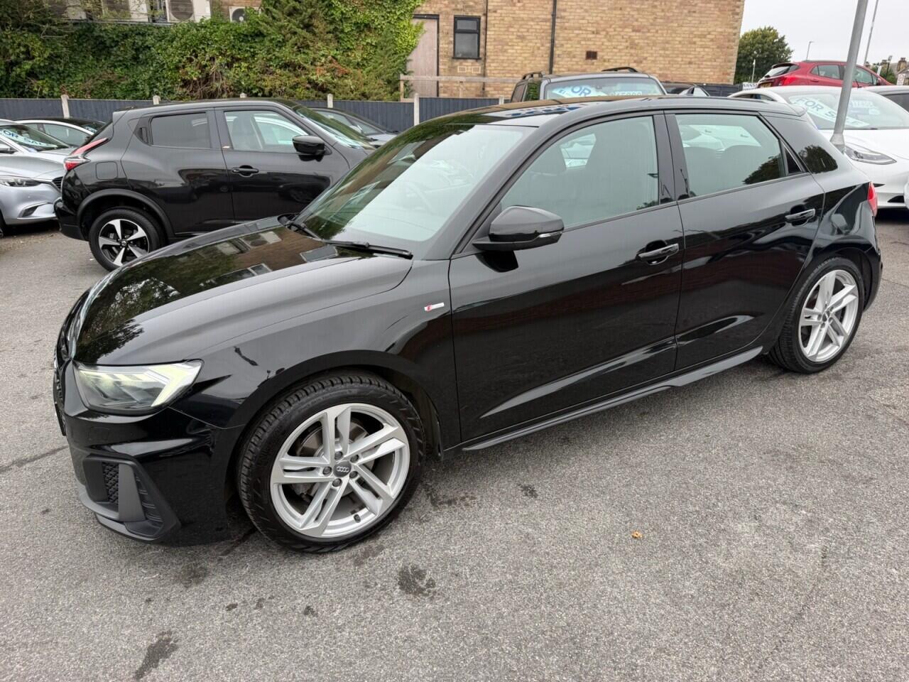 Audi A1 view 32