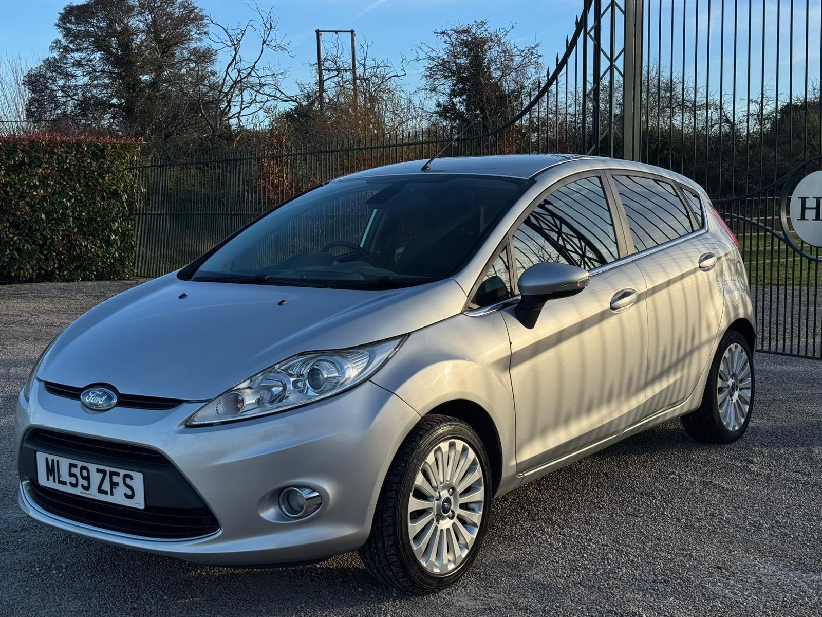 2009 Ford Fiesta image 6