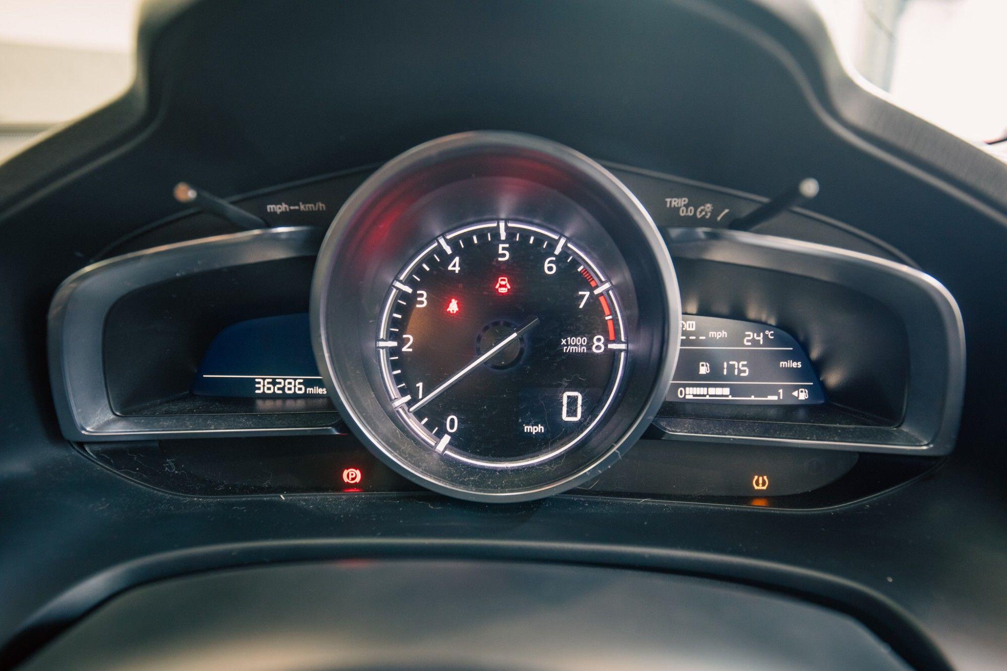 Mazda Mazda3 view 16