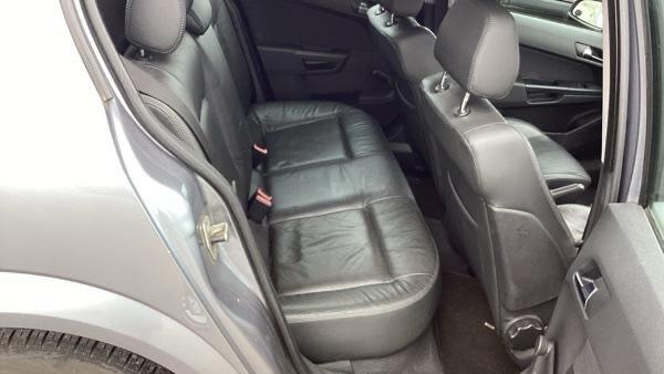 Vauxhall Astra view 12