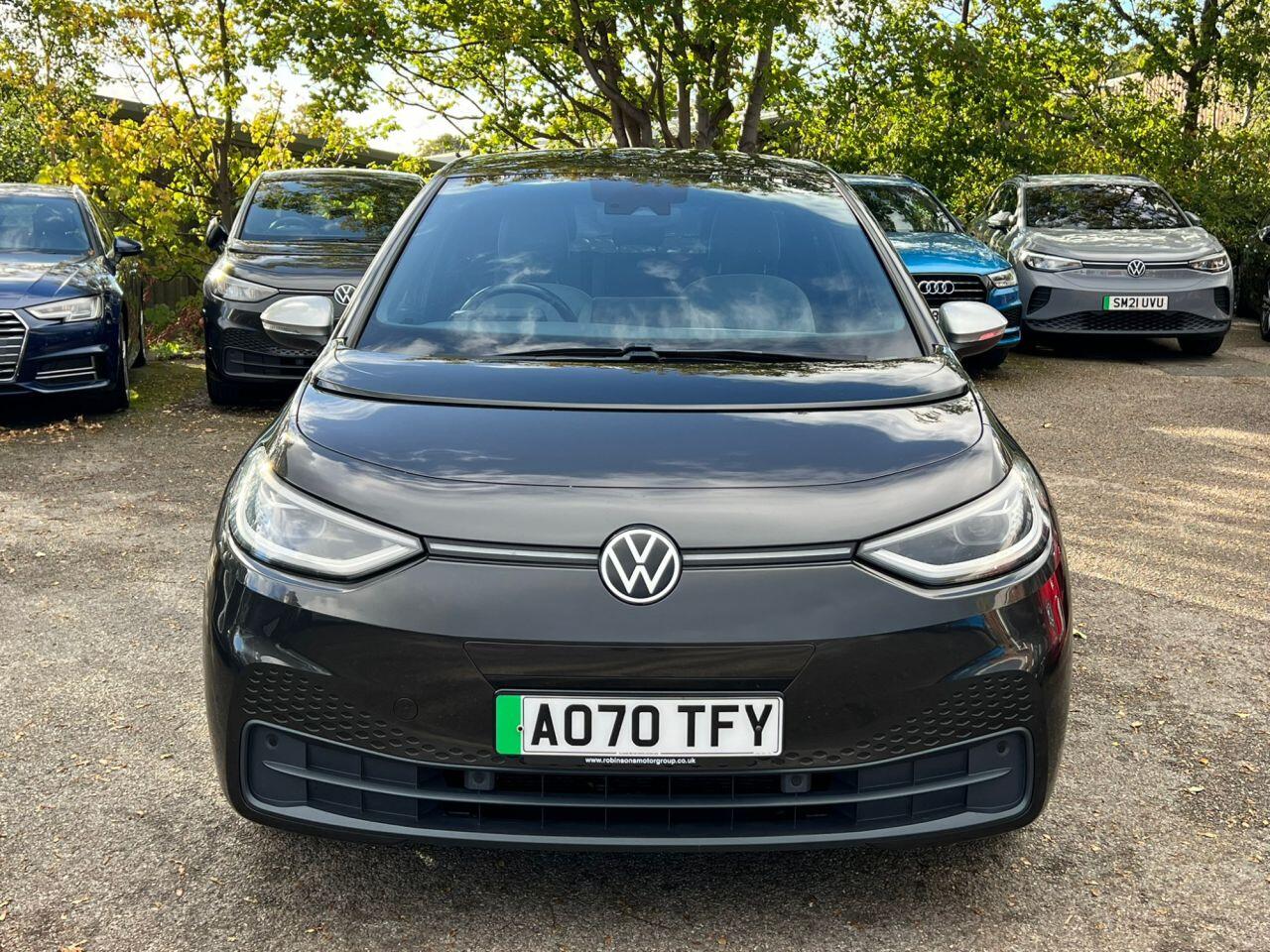 Volkswagen ID.3 view 11