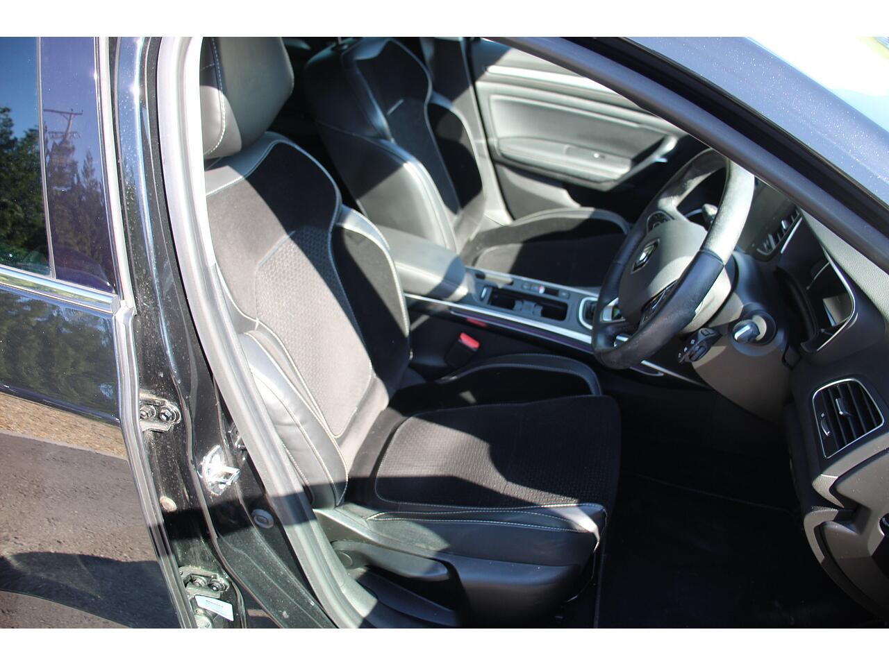Renault Megane view 11
