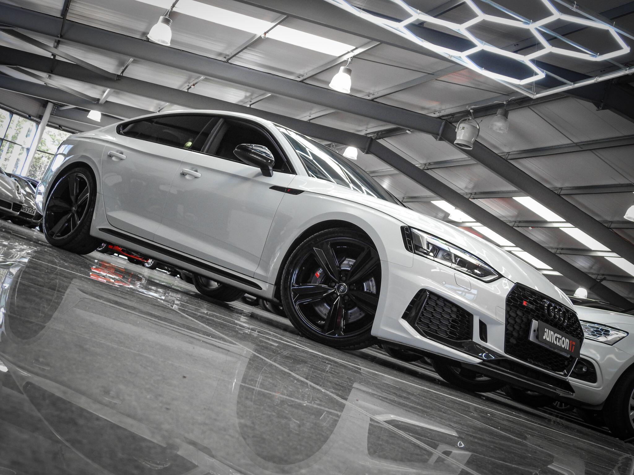 Audi RS5 view 2